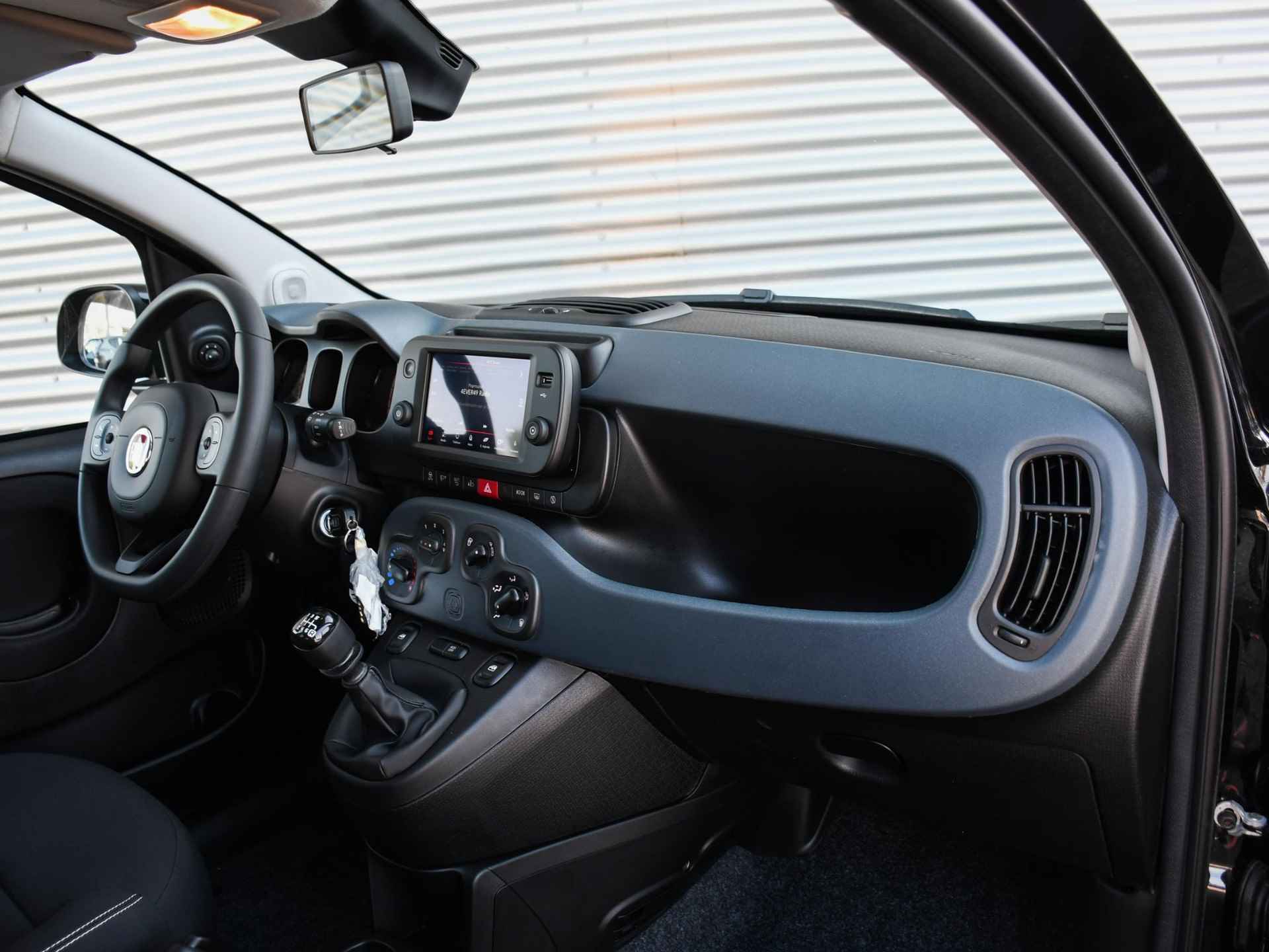 Fiat Panda Cross 1.0 Hybrid 70pk PDC ACHTER | APPLE-CARPLAY | DAB | 15''LM | AIRCO - 7/23