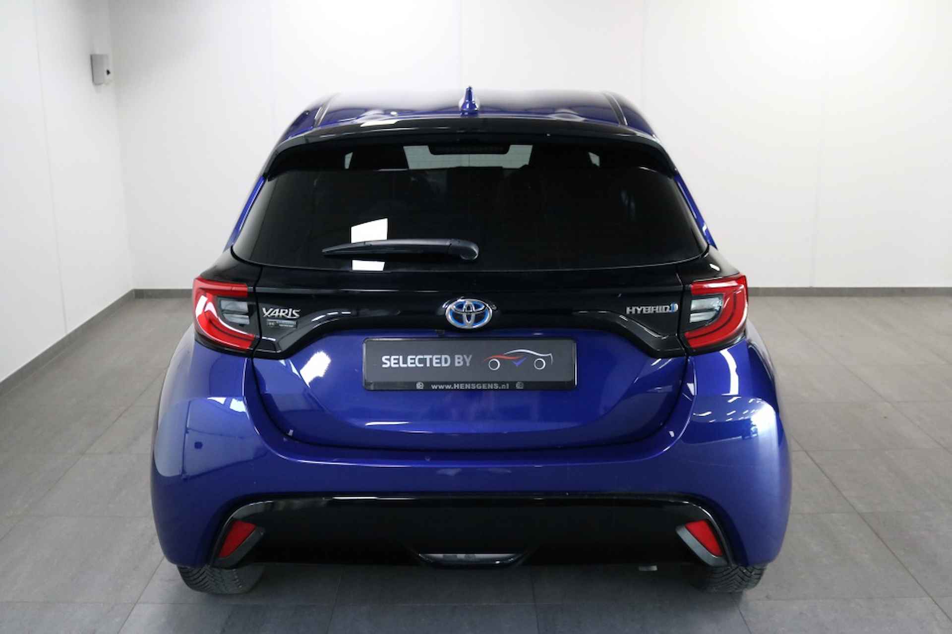 Toyota Yaris 1.5 Hybrid Style - 4/32