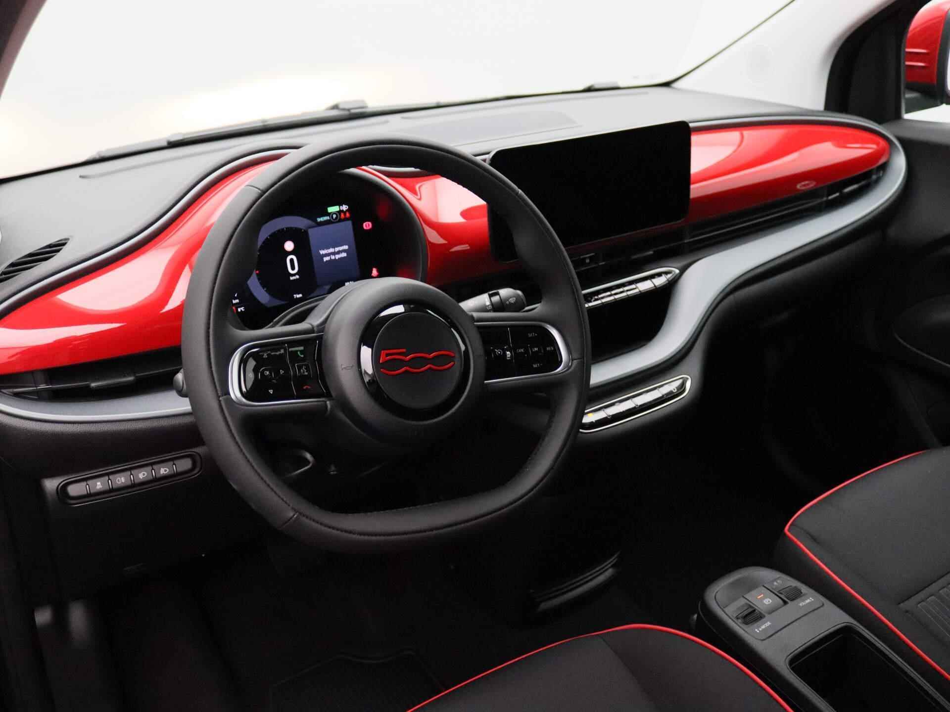 Fiat 500e RED 24 kWh | Cabrio | Carplay draadloos | Climate Control | Lane Assist || VAN MOSSEL VOORRAADVOORDEEL || - 7/24
