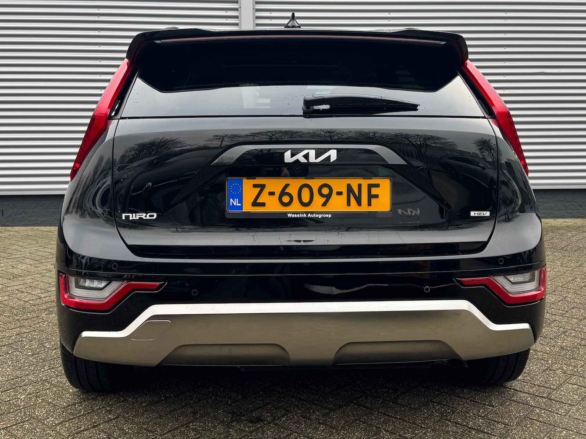 KIA Niro 1.6 GDi Hybrid 141pk DCT6 DynamicPlusLine | Schuif/Kanteldak | Stoel/Stuurwielverwarming | Dodehoek | HUD | Navigatie | Climate Control | - 4/44