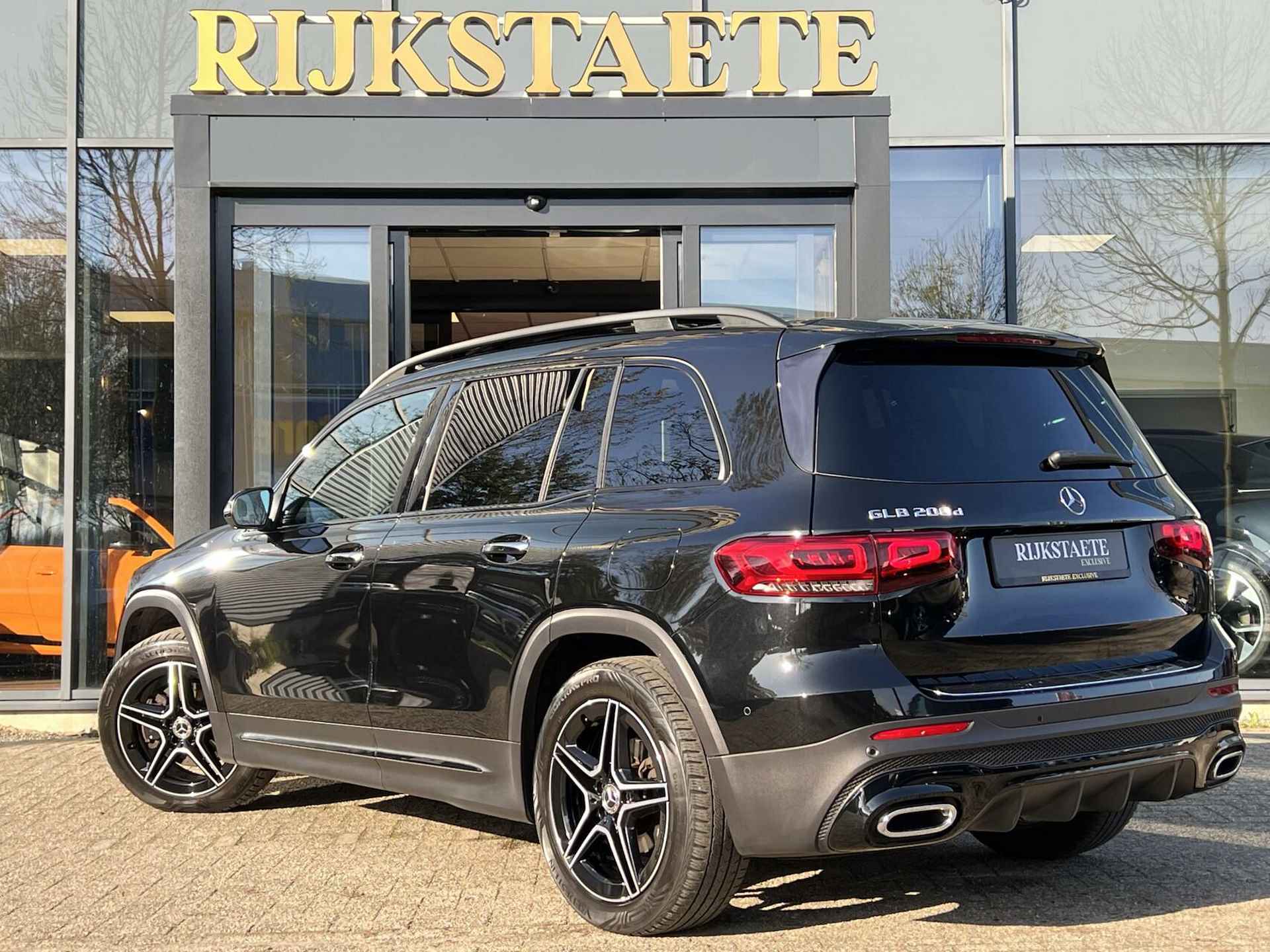 Mercedes GLB-klasse 200d AMG|PANO|360°|BURMESTER|MASSAGE|19' - 6/41