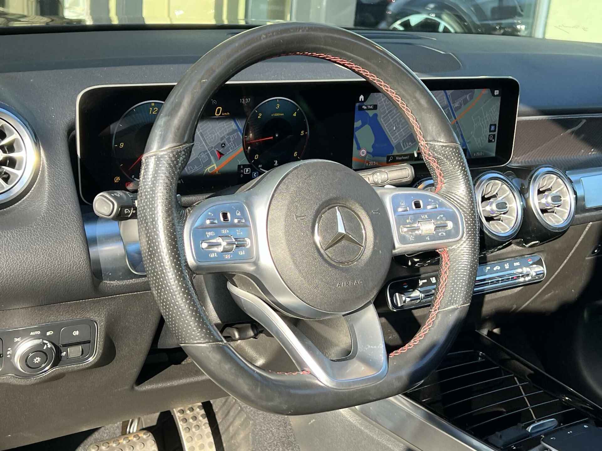 Mercedes GLB-klasse 200d AMG|PANO|360°|BURMESTER|MASSAGE|19' - 13/41