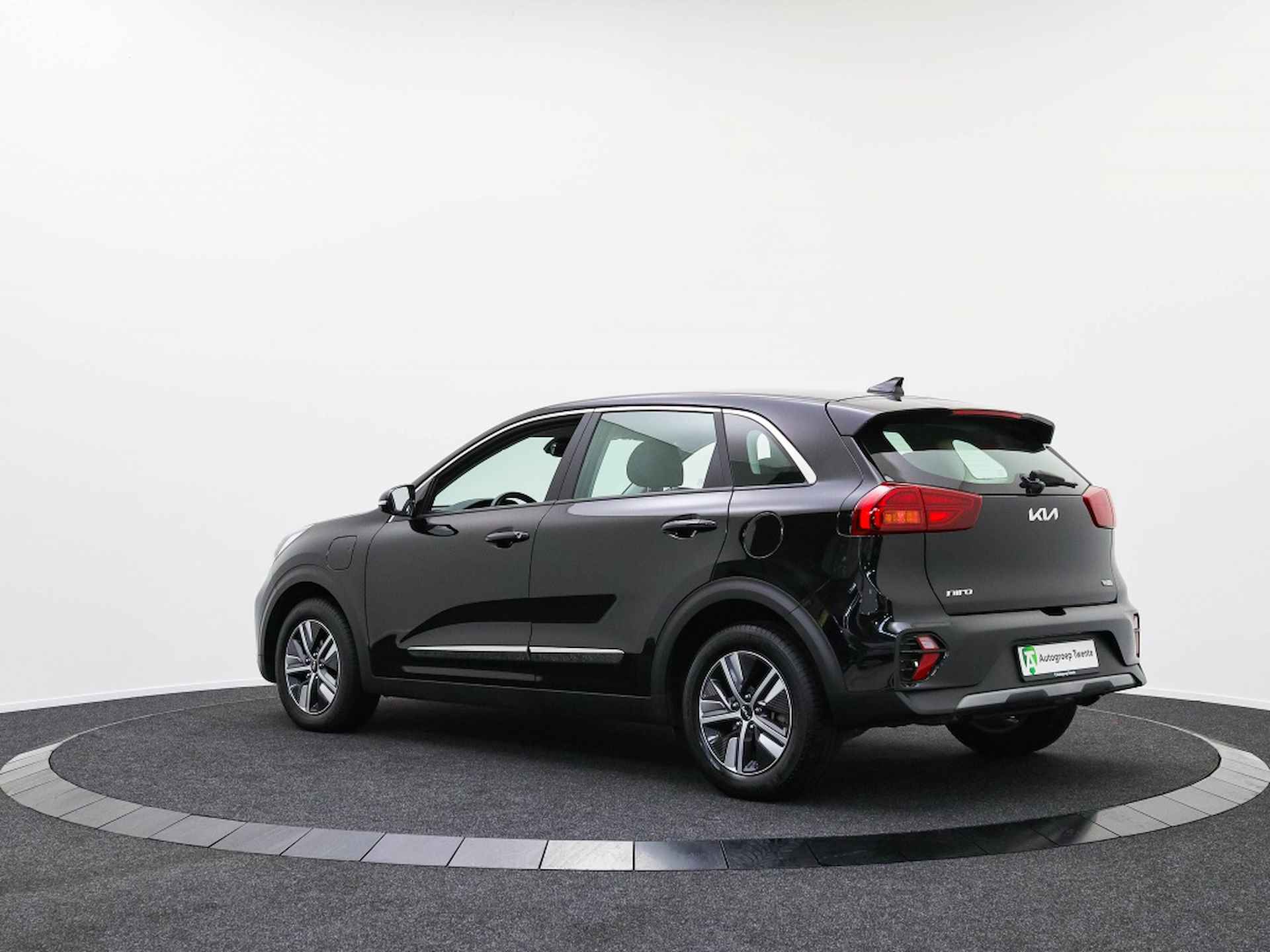 Kia Niro 1.6 GDi PHEV DynamicLine | Private lease 449 p.m. - 2/42