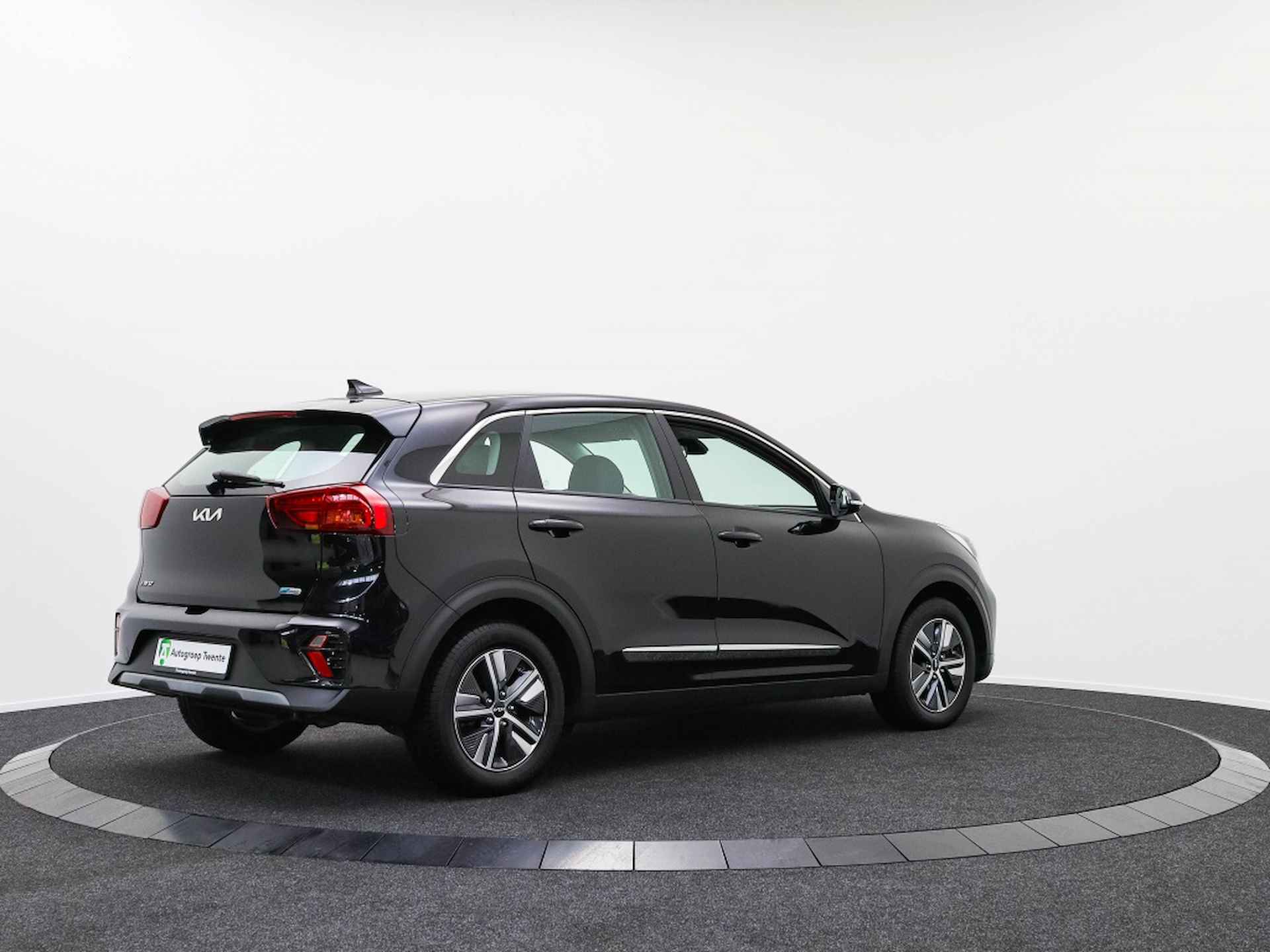 Kia Niro 1.6 GDi PHEV DynamicLine | Private lease 449 p.m. - 7/42