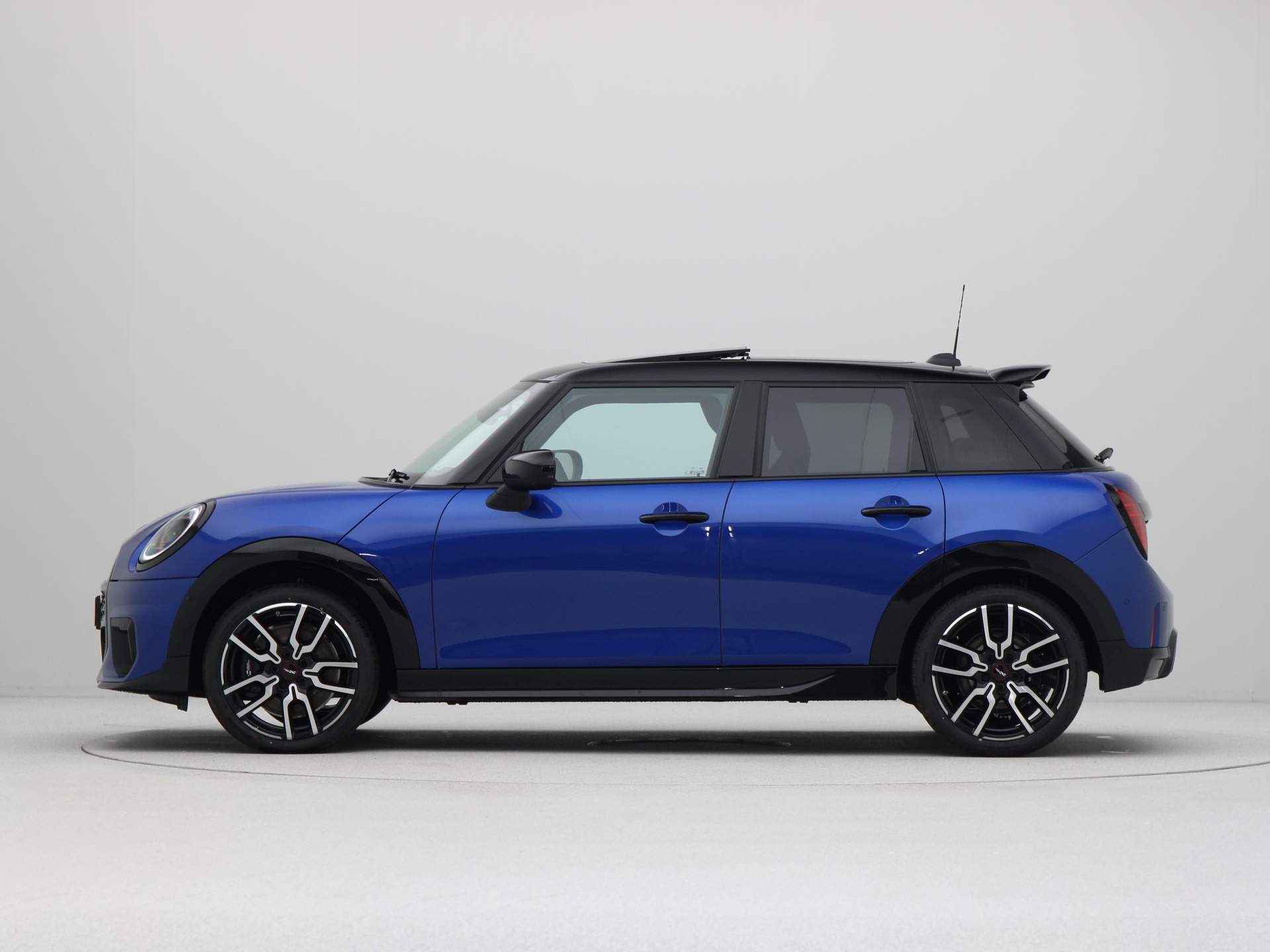 MINI Cooper 5-deurs S John Cooper Works Pakket XL PRIVATE LEASE EUR 748,- (48 mnd/10.000 km) - 13/24