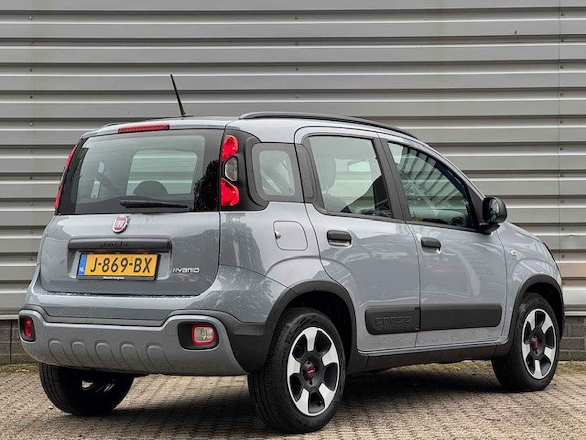 Fiat Panda 1.0 70pk Hybrid City Cross | Airco | Nederlandse auto | - 8/27