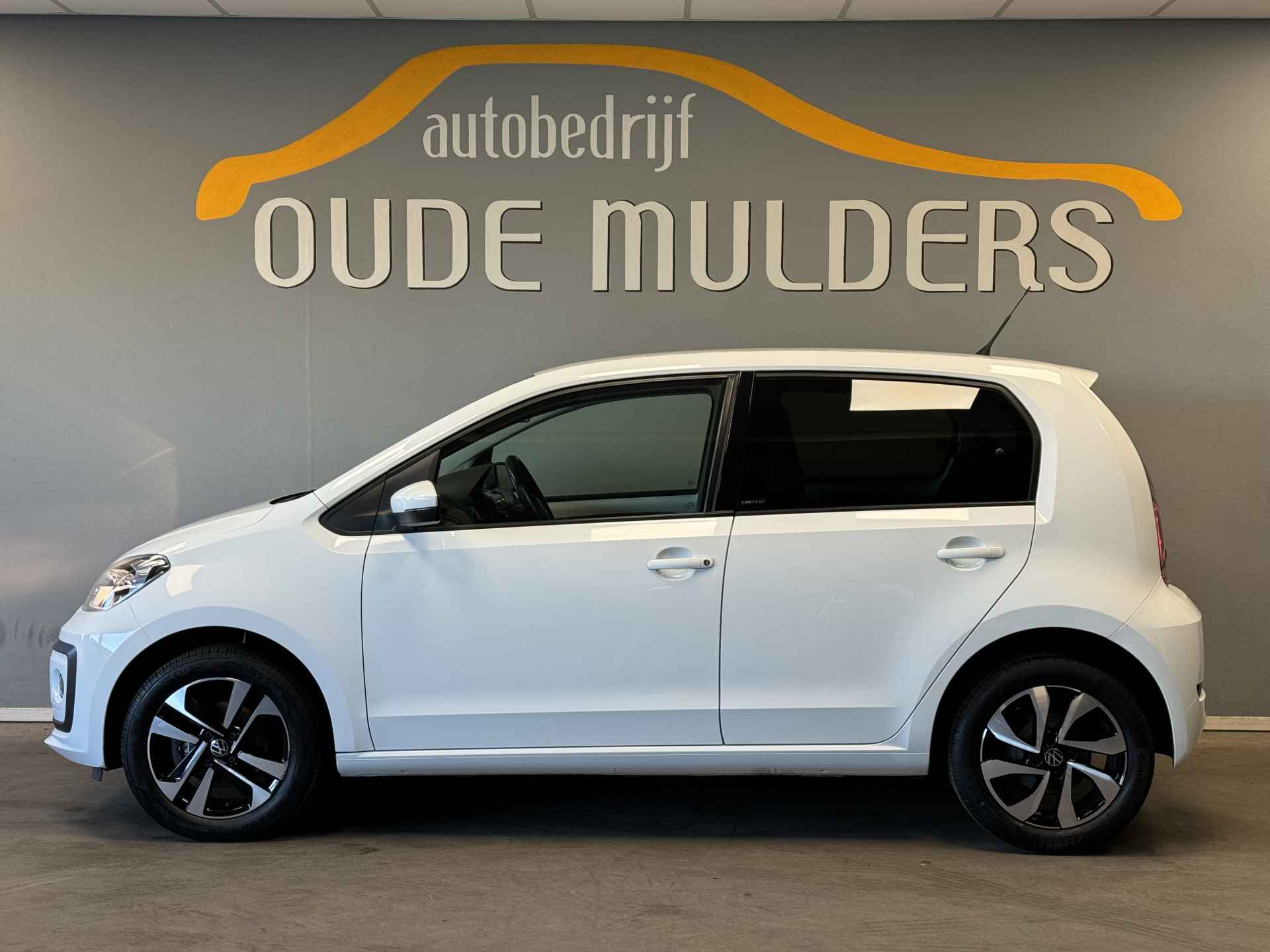 Volkswagen up! 1.0 UNITED CruiseControl/Stoelverwarming/Camera - 2/26