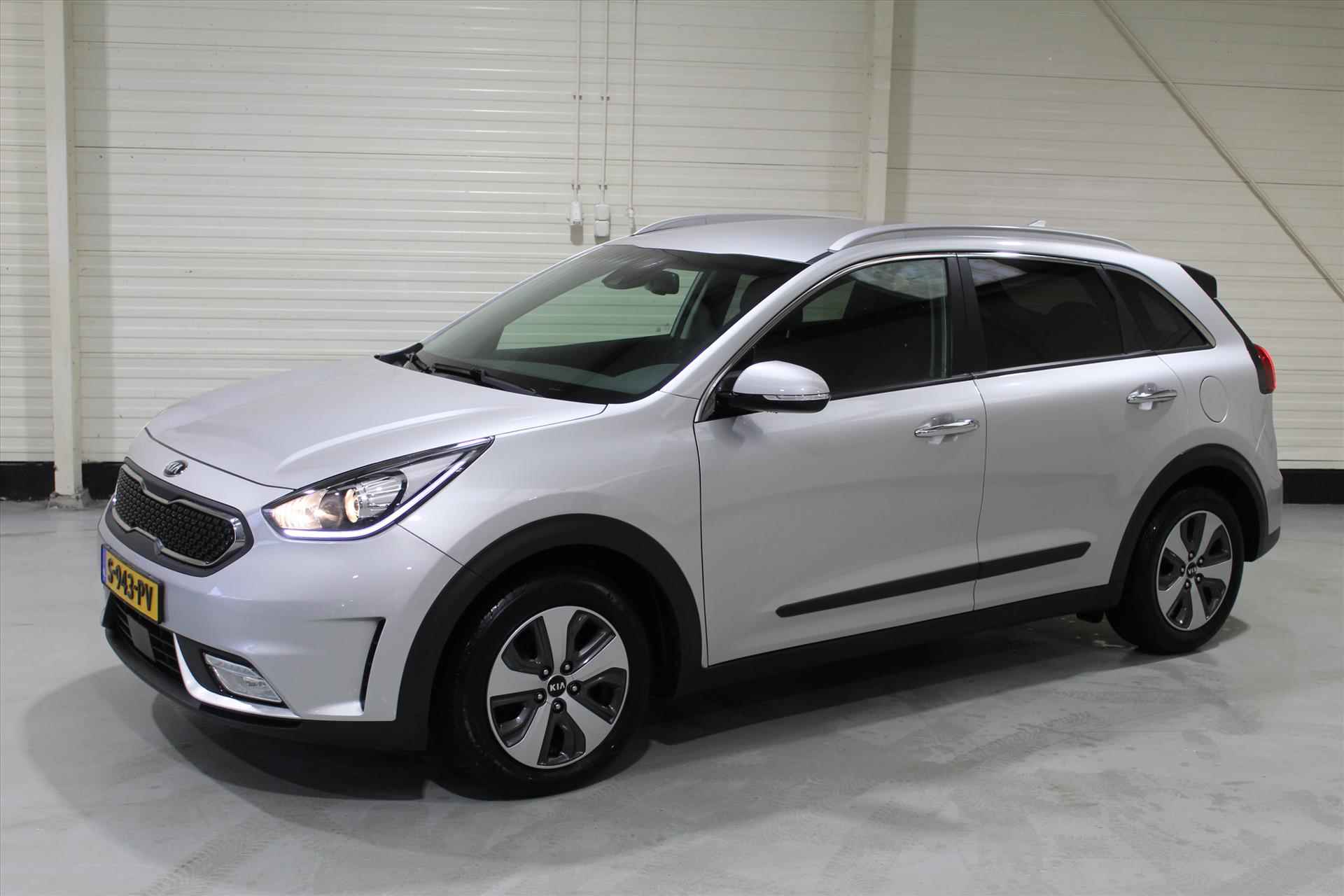 Kia Niro 1.6 Hybrid DynamicLine - 3/41