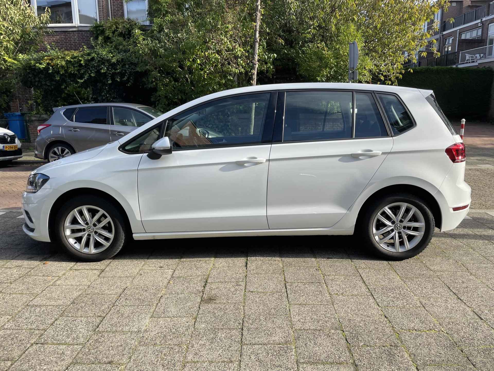 Volkswagen Golf Sportsvan 1.0 TSI Comfortline l Clima l Parkeersensoren l LM velgen - 6/19