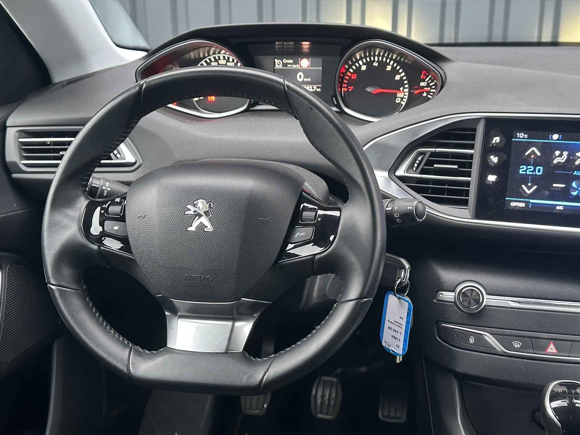 PEUGEOT 308 1.2 Turbo 110pk Blue Lease Executive I All Season I Parkeersensoren V+A I Navigatie I Climate Control I Cruise Control I DAB I Lane Assist I - 14/29