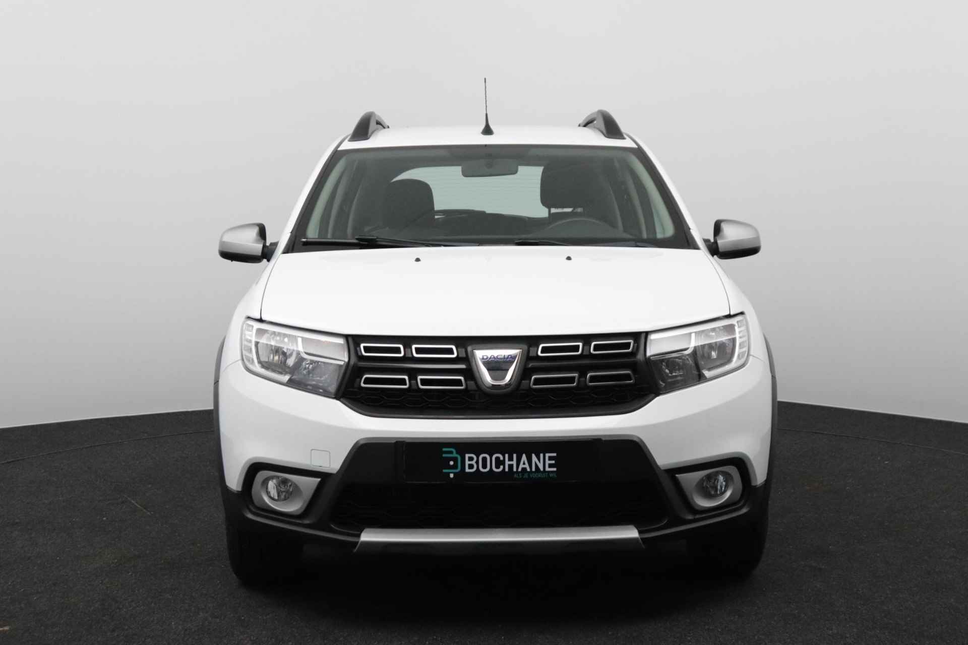 Dacia Sandero Stepway TCe 90 Laureate - 7/28