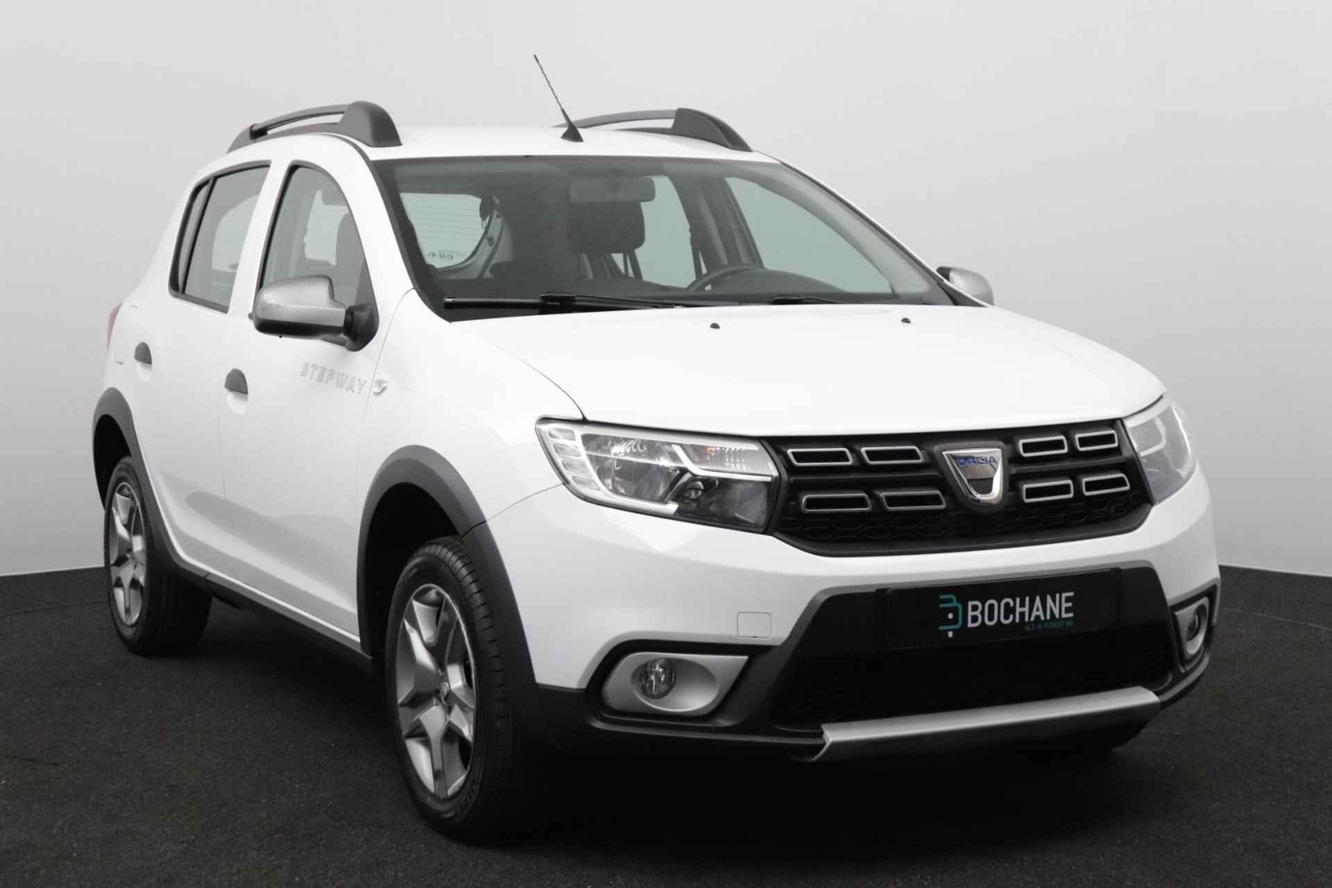 Dacia Sandero Stepway TCe 90 Laureate - 26/28