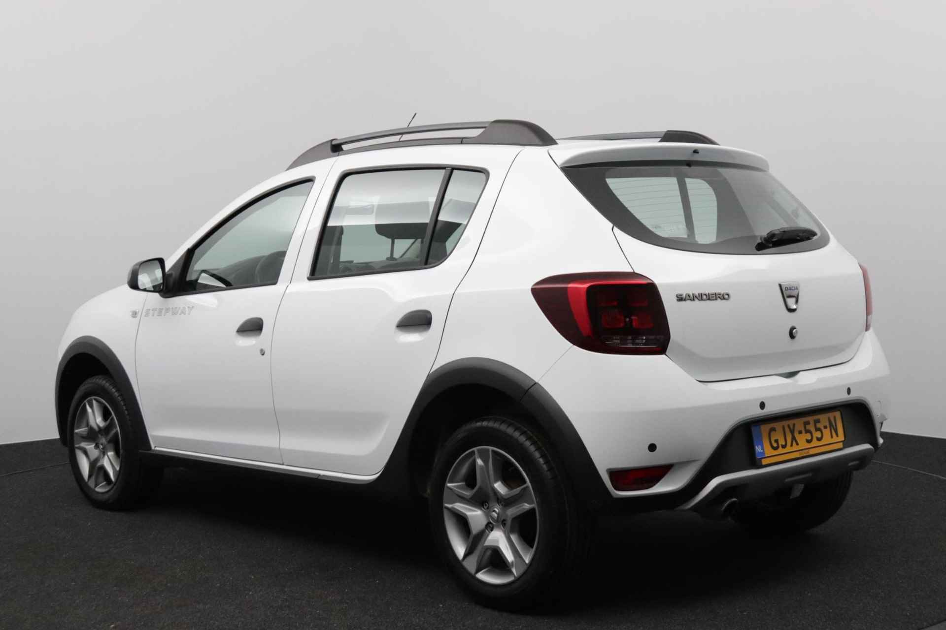 Dacia Sandero Stepway TCe 90 Laureate - 27/28