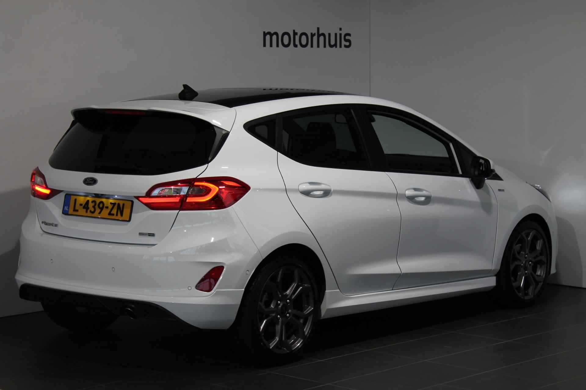 Ford Fiesta 1.0 EcoBoost 125PK AUTOMAAT 5DRS ST-LINE PANO FULL LED NAVI CAMERA NAP - 6/32