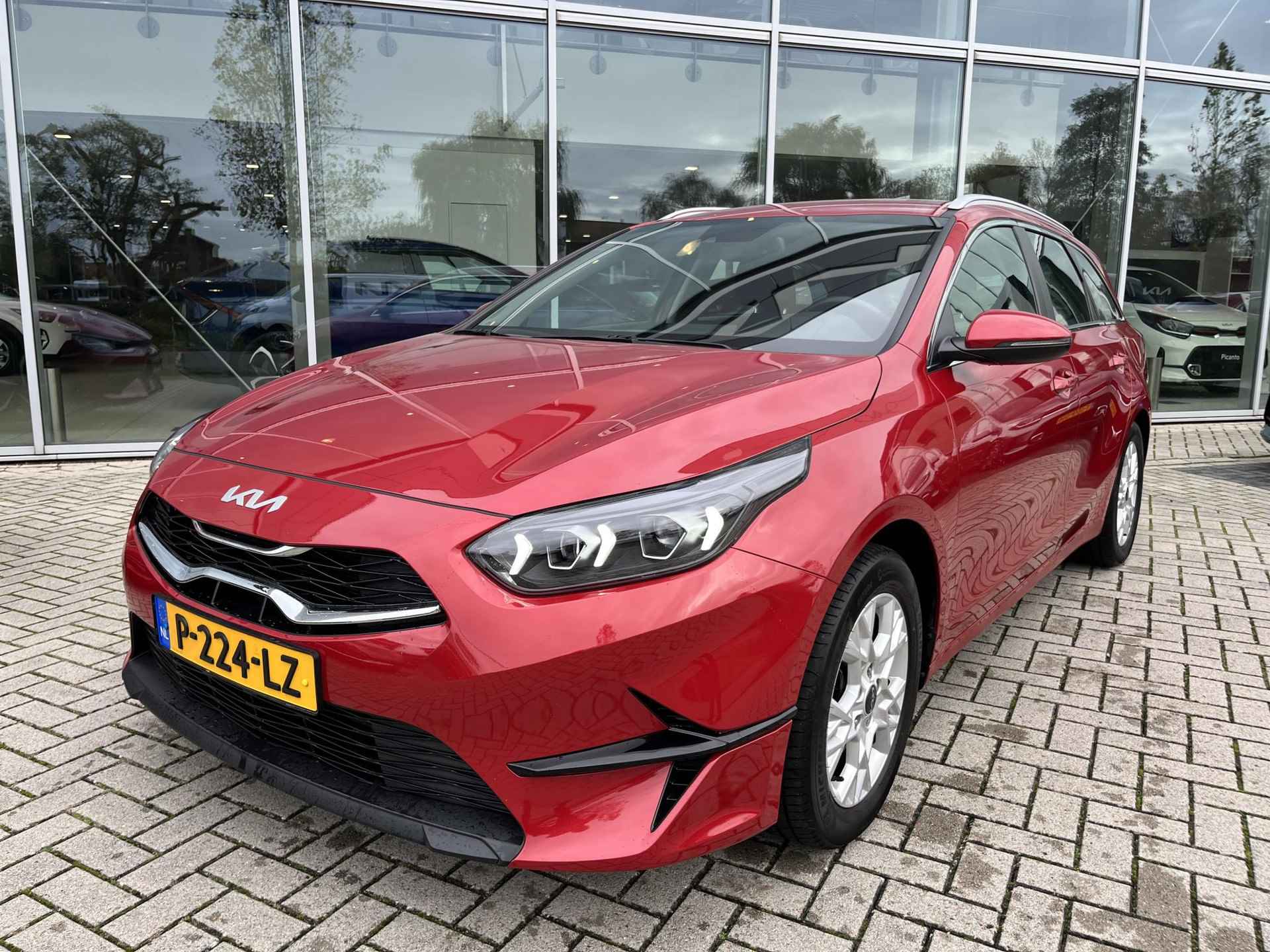 Kia Ceed Sportswagon 1.5 T-GDi DynamicLine FABRIEKSGARANTIE T/M APRIL 2029 Afneembare trekhaak 160 PK/TREKGEWICHT 1410 KG !! - 3/22