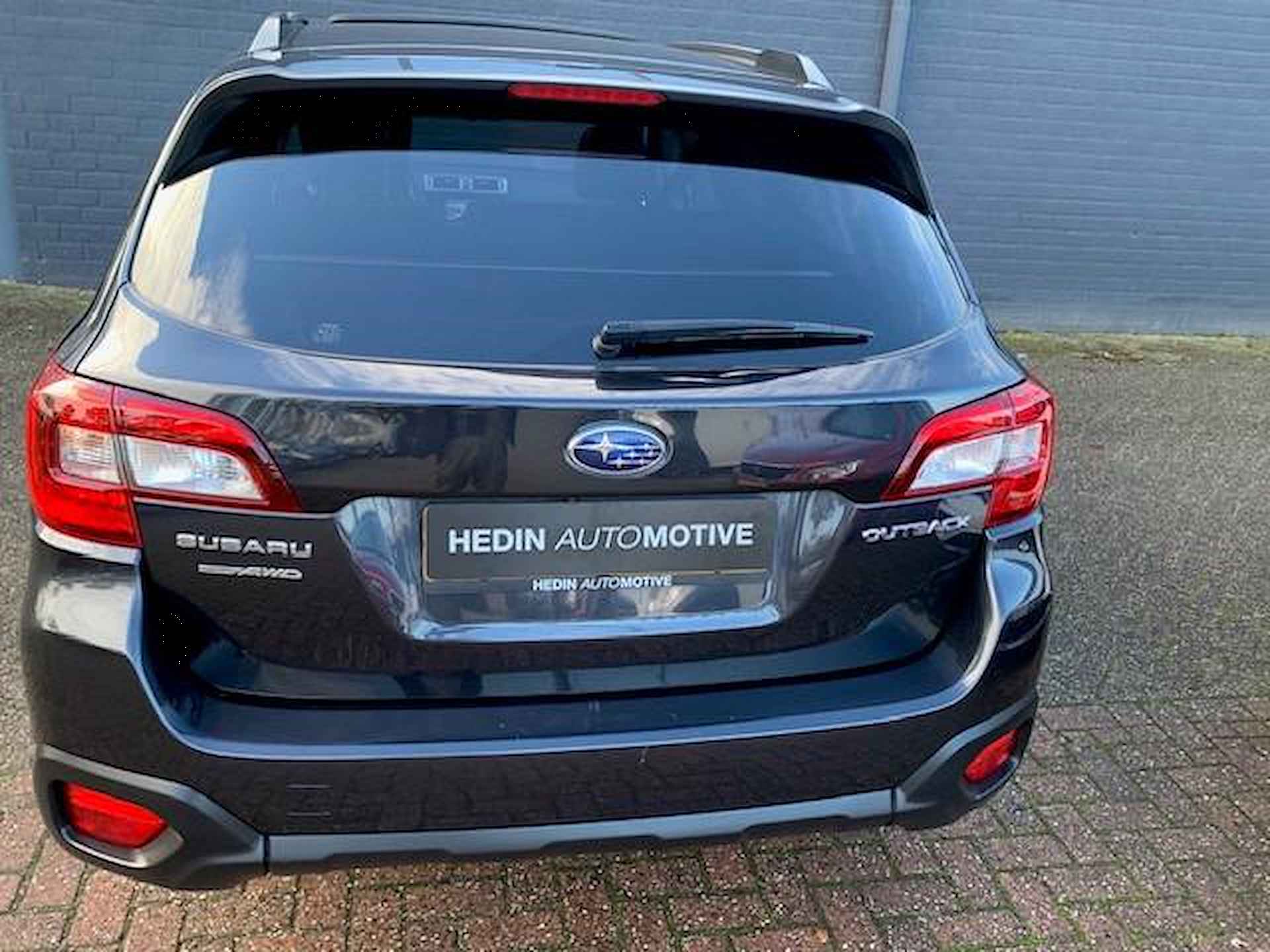 Subaru Outback 2.5i Premium NL-Auto | Automaat | Navigatie | Camera | Lederen Bekleding | Stoelverwarming | Trekhaak - 3/28