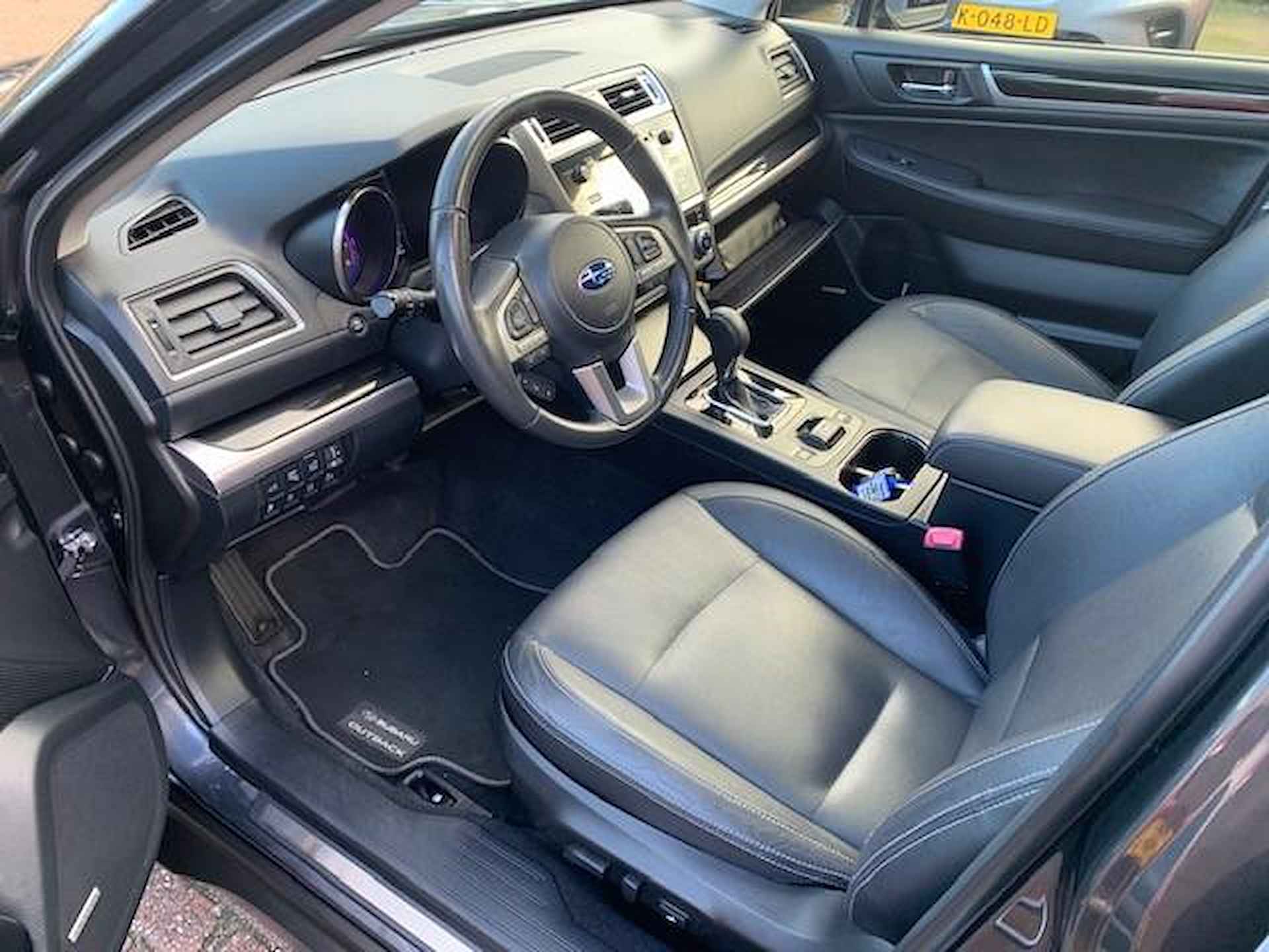 Subaru Outback 2.5i Premium NL-Auto | Automaat | Navigatie | Camera | Lederen Bekleding | Stoelverwarming | Trekhaak - 23/28