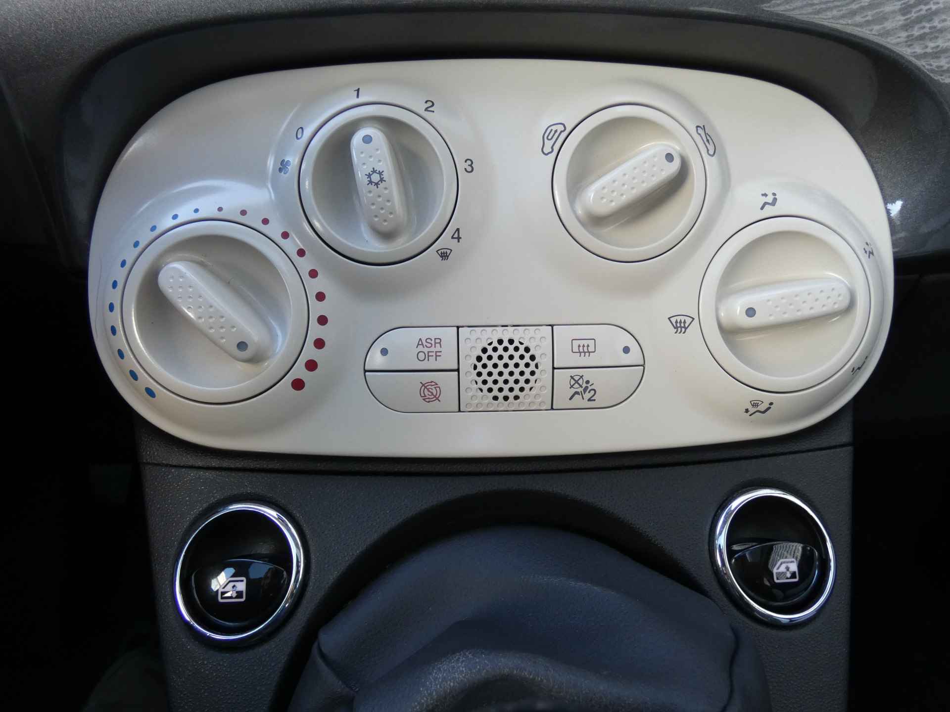 Fiat 500 1.0 Hybrid Dolcevita | Navigatie | Parkeerhulp | Cruise Control - 18/32