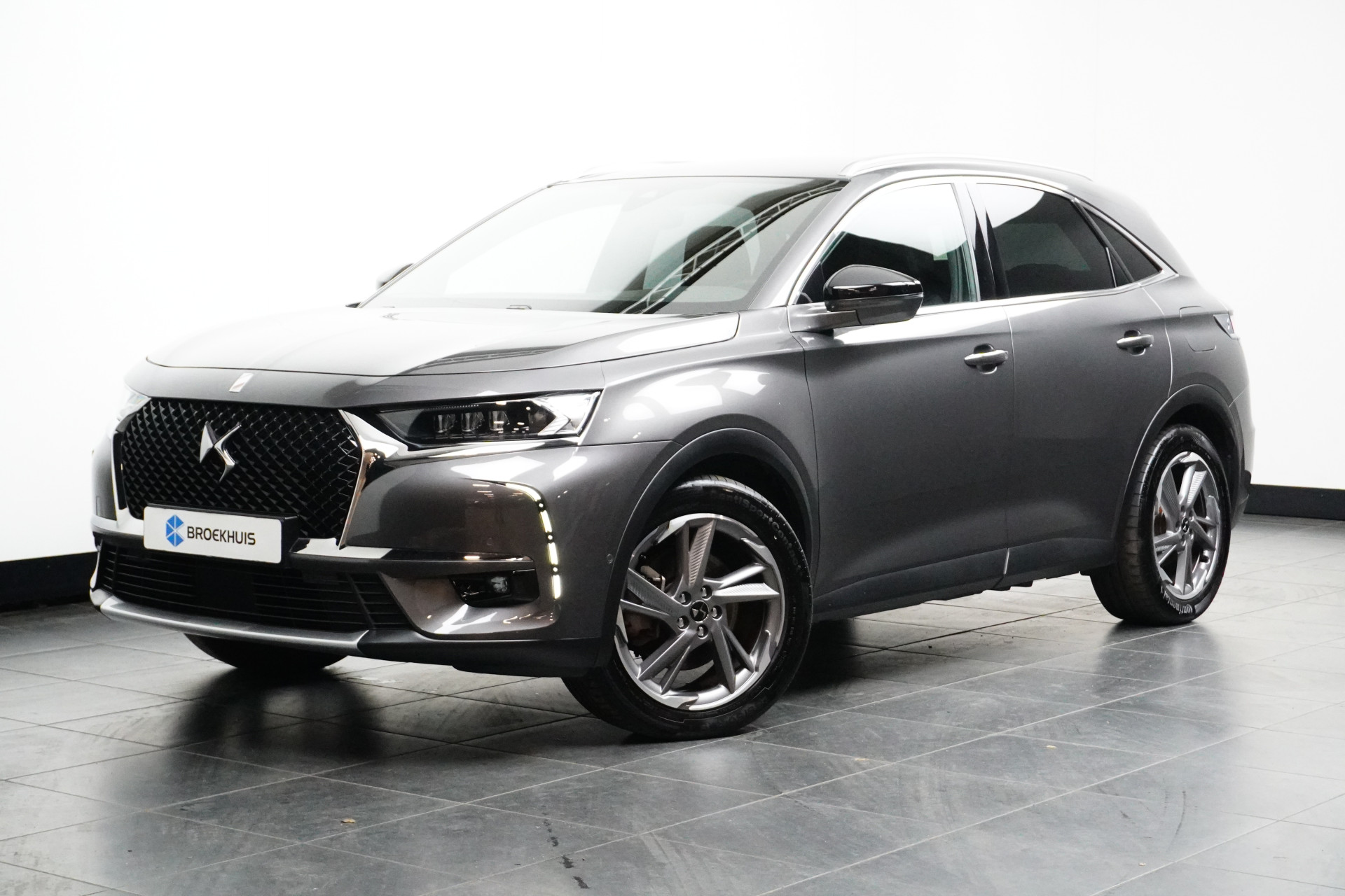 DS 7 Crossback Plug in Hybrid 300PK 4WD AUTOMAAt | RIVOLI | DS LED VISION | PARKEERCAMERA | KEYLESS ENTRY | ELEKTRISCHE ACHTERKLEP | LEDER COMF