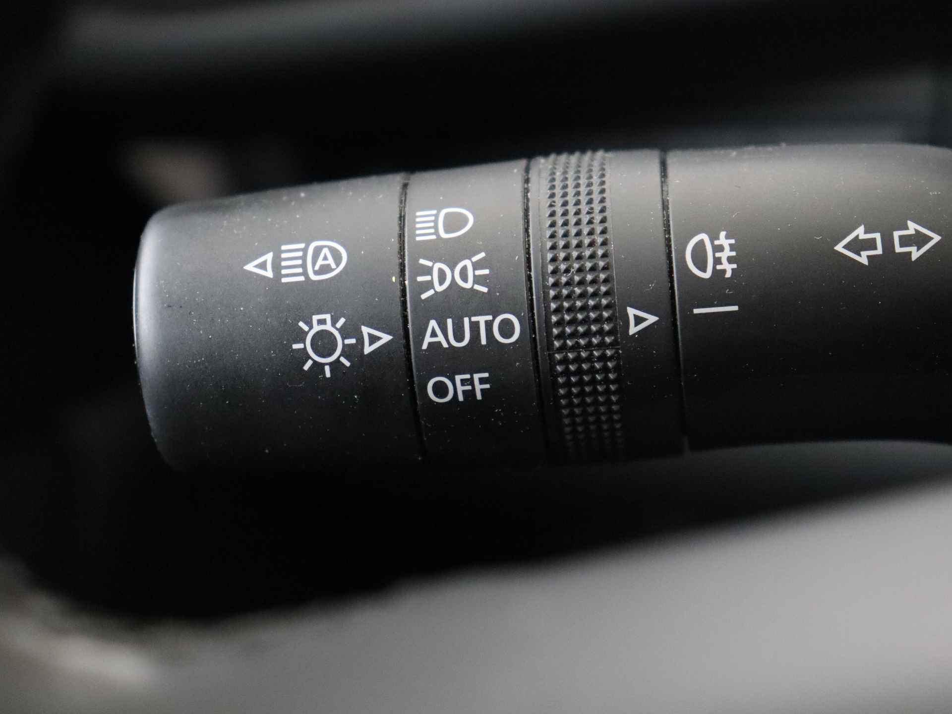 Mazda CX-30 2.0 e-SkyActiv-X M Hybrid Homura Automaat | Navigatie | Climate Contol | 18 inch Lichtmetalen velgen - 27/33