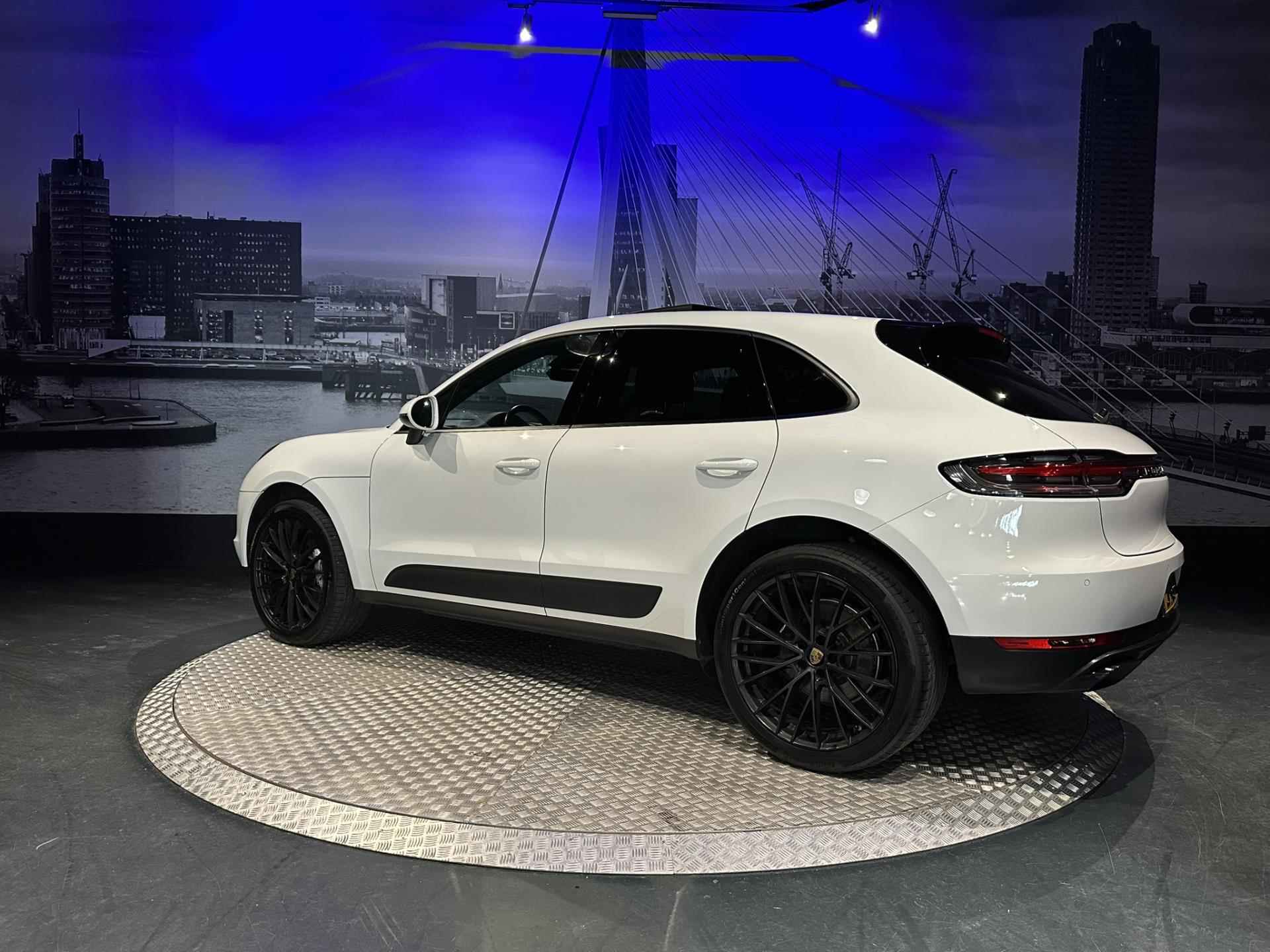 Porsche Macan 2.0 *Pano*Memory*Bose*Luchtvering* - 9/36