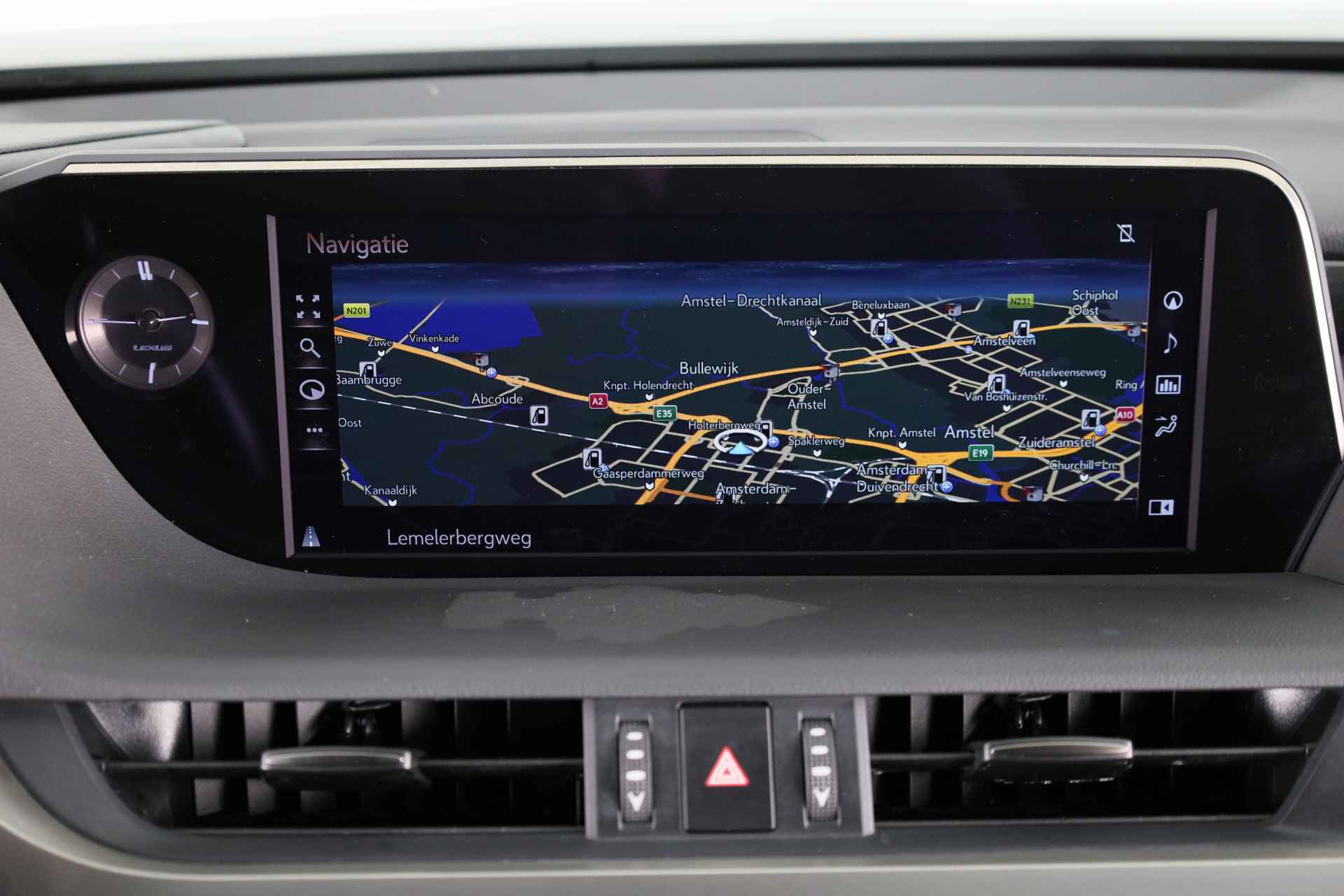 Lexus ES 300h Business Line | Navigatie | NL-Auto | - 8/46