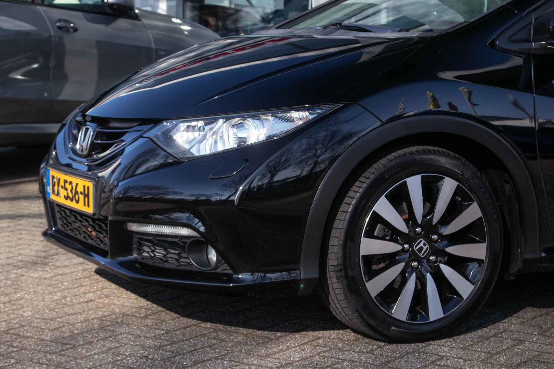 Honda Civic Tourer 1.6D Executive - All in rijklaarprijs | Trekhaak | Navi | Leder | Camera - 30/44