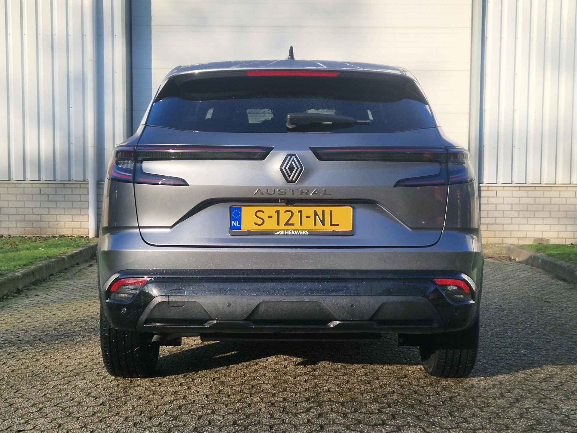 Renault Austral Mild Hybrid 130PK Techno / 1e Eigenaar / Dealeronderhouden / Electronic Climate Control / Cruise Control / Achterruitrij Camera / Navi Apple & Android Auto Draadloos / - 28/34