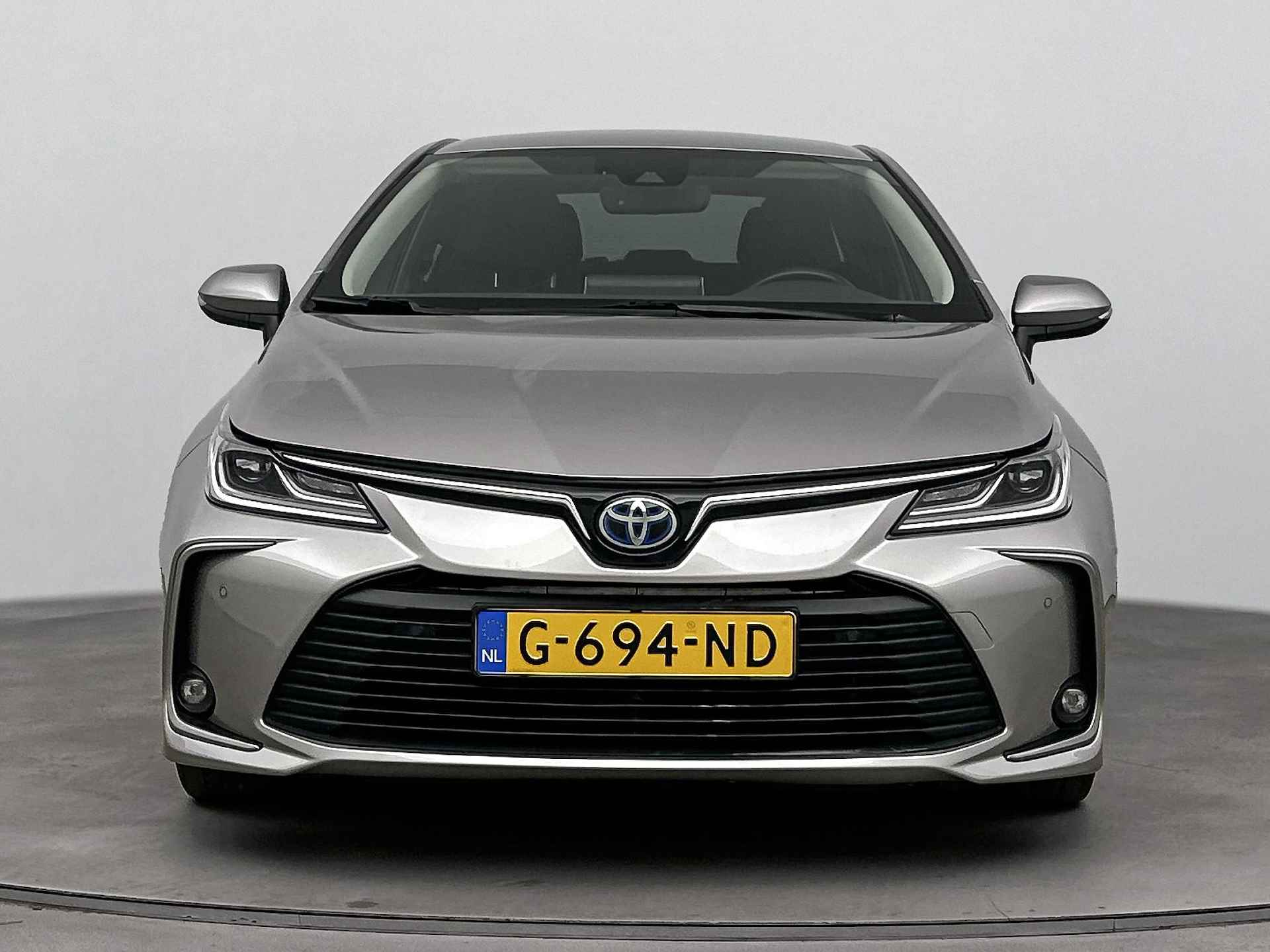 Toyota Corolla 1.8 Hybrid Style | Navigatie | Climate Control | Stoelverwarming | Draadloze telefoonlader | Parkeersensoren | Parkeerhulp | - 26/39