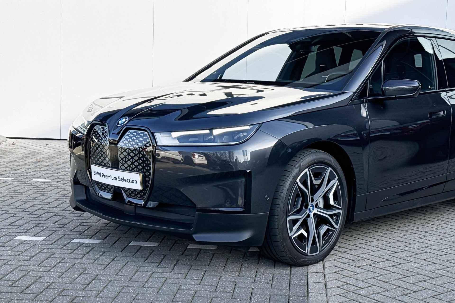 BMW iX xDrive50 High Executive - 20/24