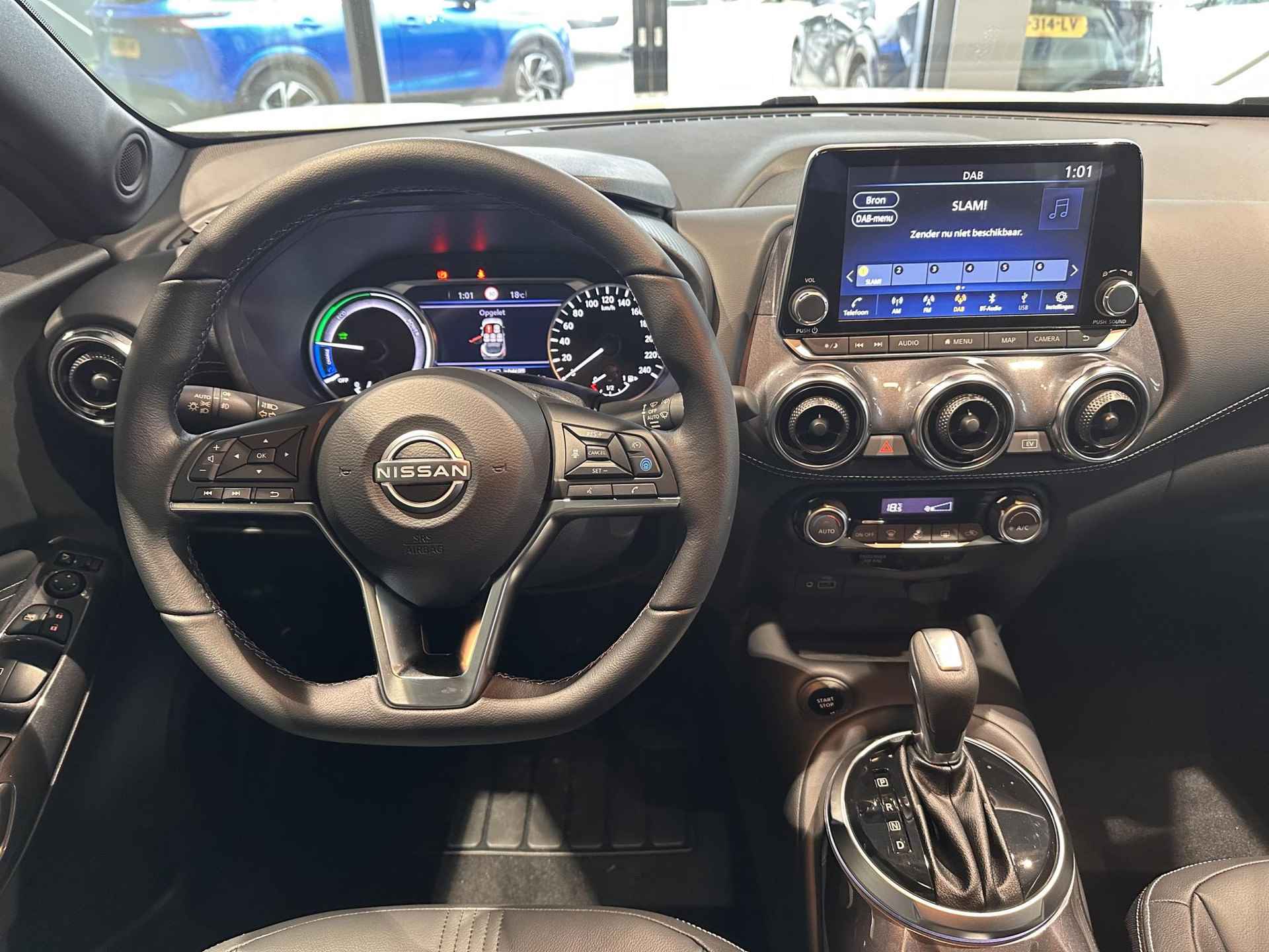 Nissan Juke 1.6 Hybrid 143 Tekna - 10/16