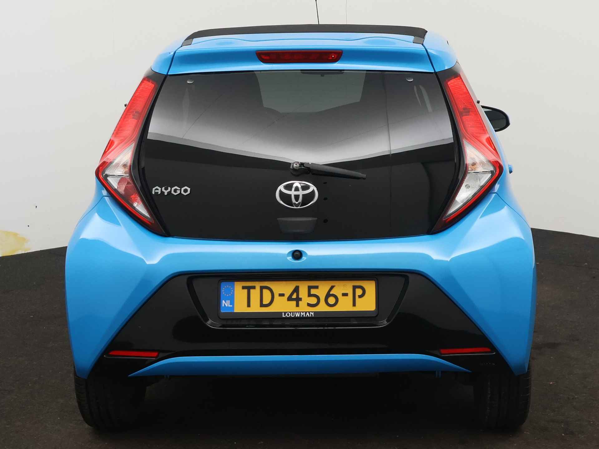 Toyota Aygo 1.0 VVT-i x-first | Canvas dak | Camera | LM Velgen | Airco | LM velgen | Apple Carplay/Android Auto | - 36/41