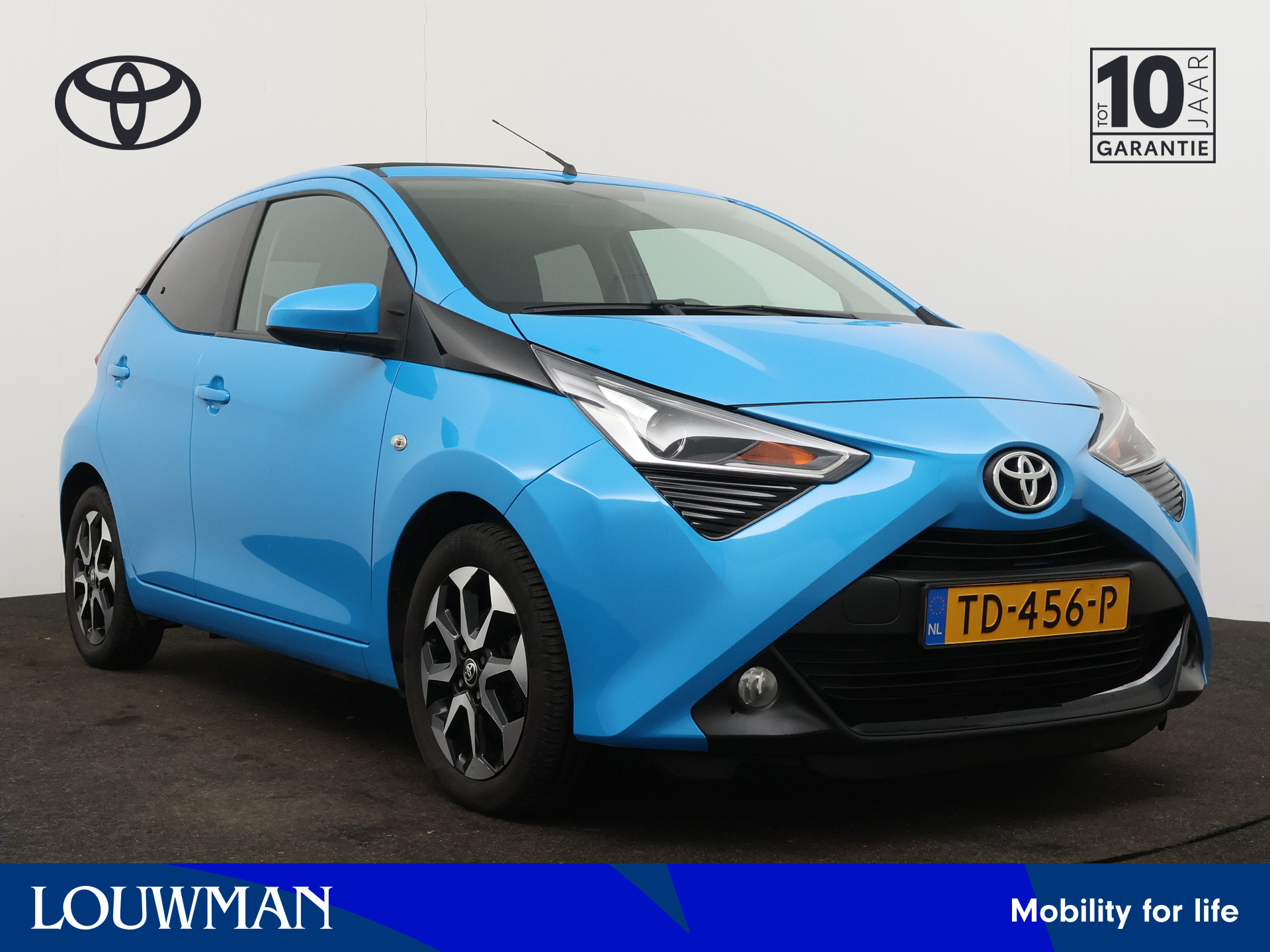 Toyota Aygo 1.0 VVT-i x-first | Canvas dak | Camera | LM Velgen | Airco | LM velgen | Apple Carplay/Android Auto |