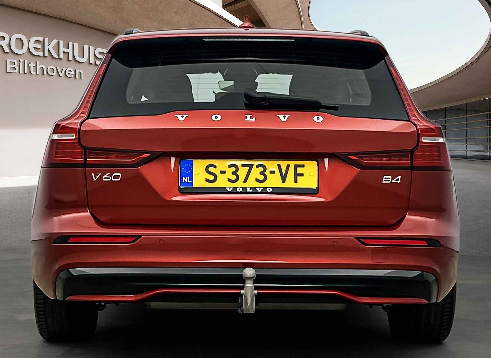 Volvo V60 B4 200PK Plus Dark | Trekhaak | Adaptive LED | Adaptive Cruise | Elektr Stoelen + Memory | PDC + 360 Camera - 10/35