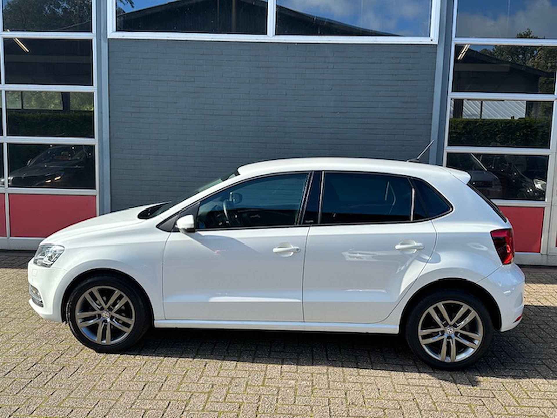 Volkswagen Polo 1.2 TSI Highline Automaat / Navi / Clima / Led koplampen - 3/35