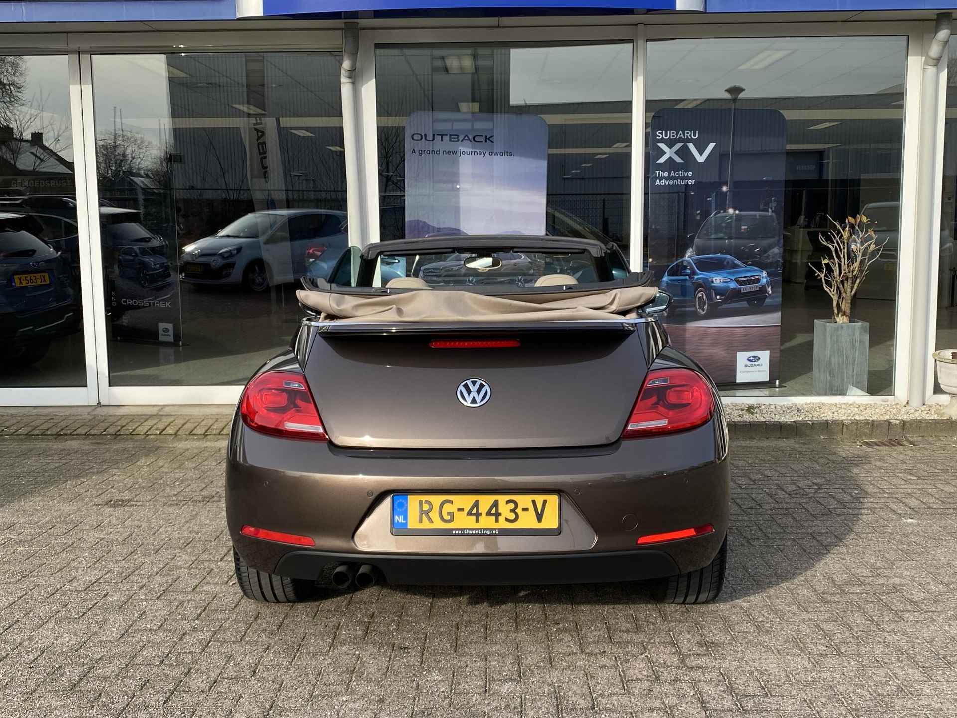 Volkswagen Beetle Cabriolet 1.4 TSI Sport | Cruise Control | Stoelverwarming | Navigatie | Lederen bekleding | Bi-Xenon Verlichting | DSG-Automaat | - 11/43