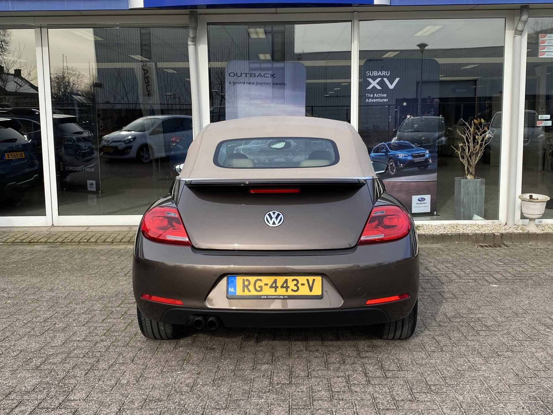 Volkswagen Beetle Cabriolet 1.4 TSI Sport | Cruise Control | Stoelverwarming | Navigatie | Lederen bekleding | Bi-Xenon Verlichting | DSG-Automaat | - 12/43