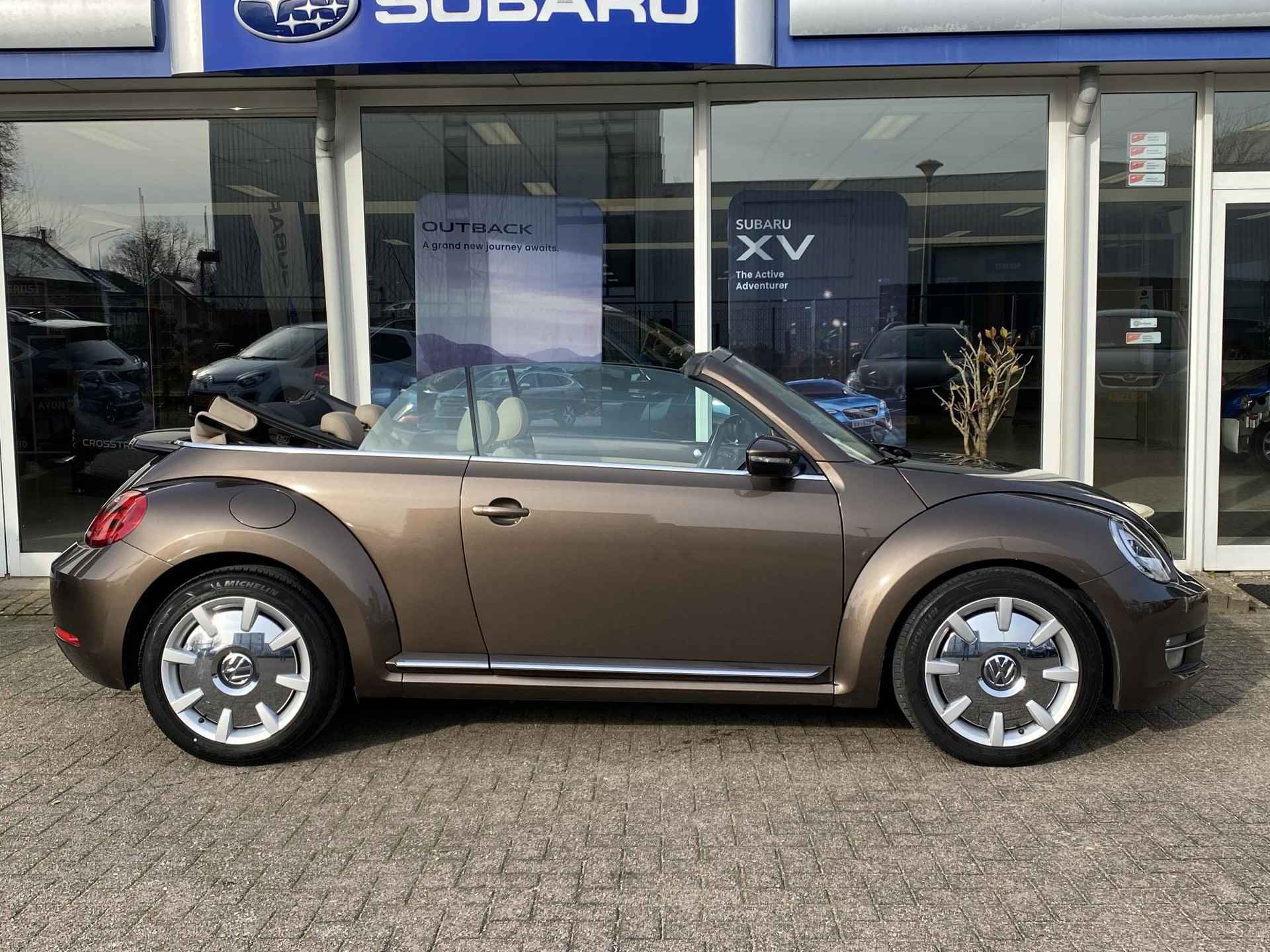 Volkswagen Beetle Cabriolet 1.4 TSI Sport | Cruise Control | Stoelverwarming | Navigatie | Lederen bekleding | Bi-Xenon Verlichting | DSG-Automaat | - 31/43