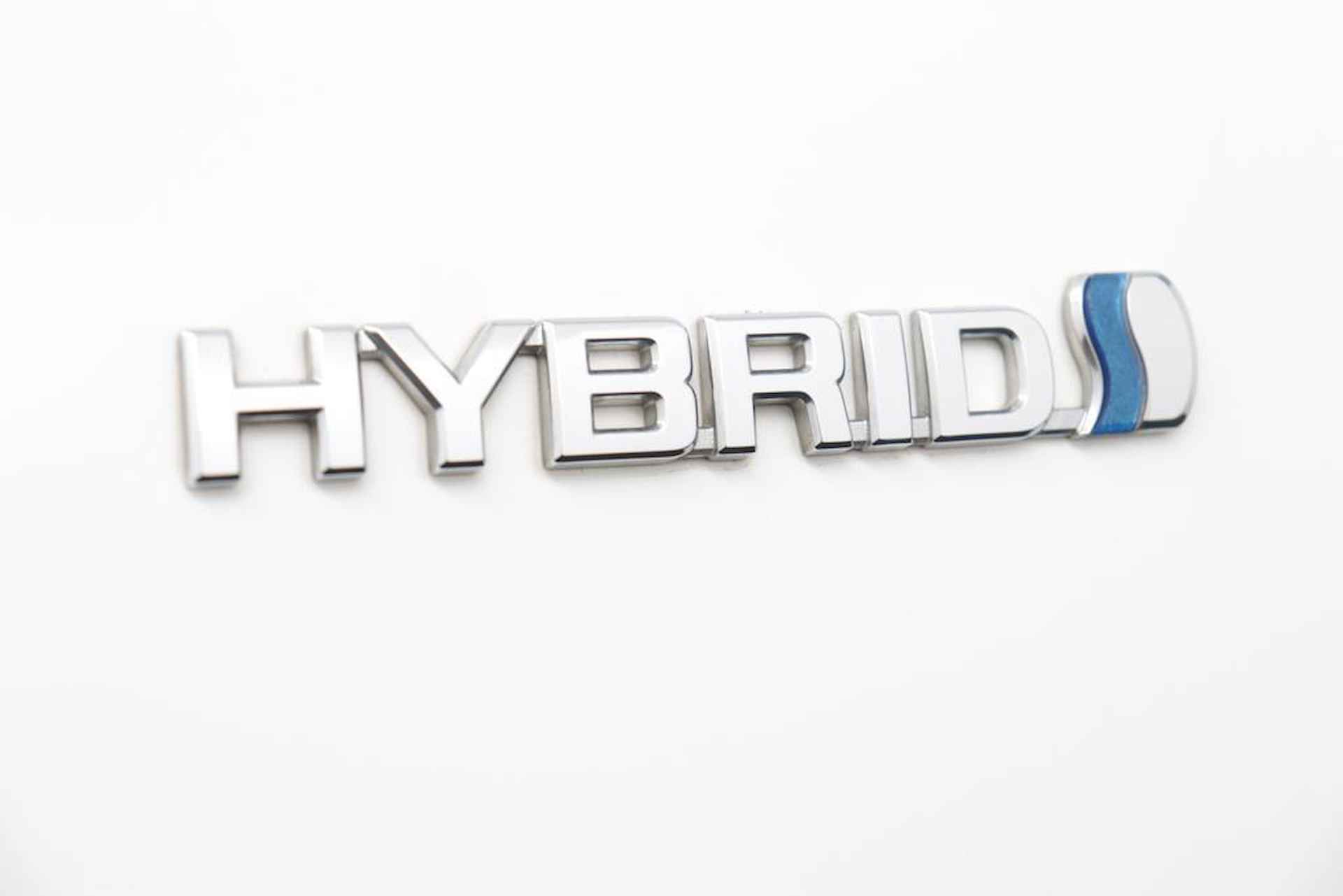 Toyota Yaris 1.5 Hybrid Active | LM velgen  | - 49/50