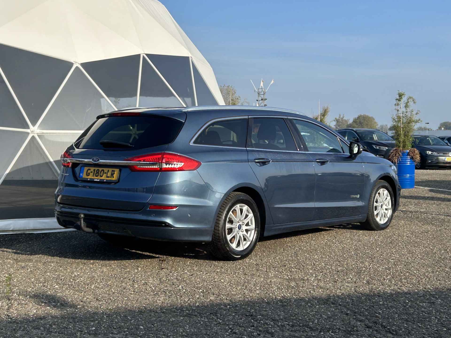 Ford Mondeo Wagon 2.0 IVCT HEV Titanium | Panoramadak | Trekhaak | Camera | Carplay | LED | Dode hoek detectie | Stoelverwarming | - 3/41