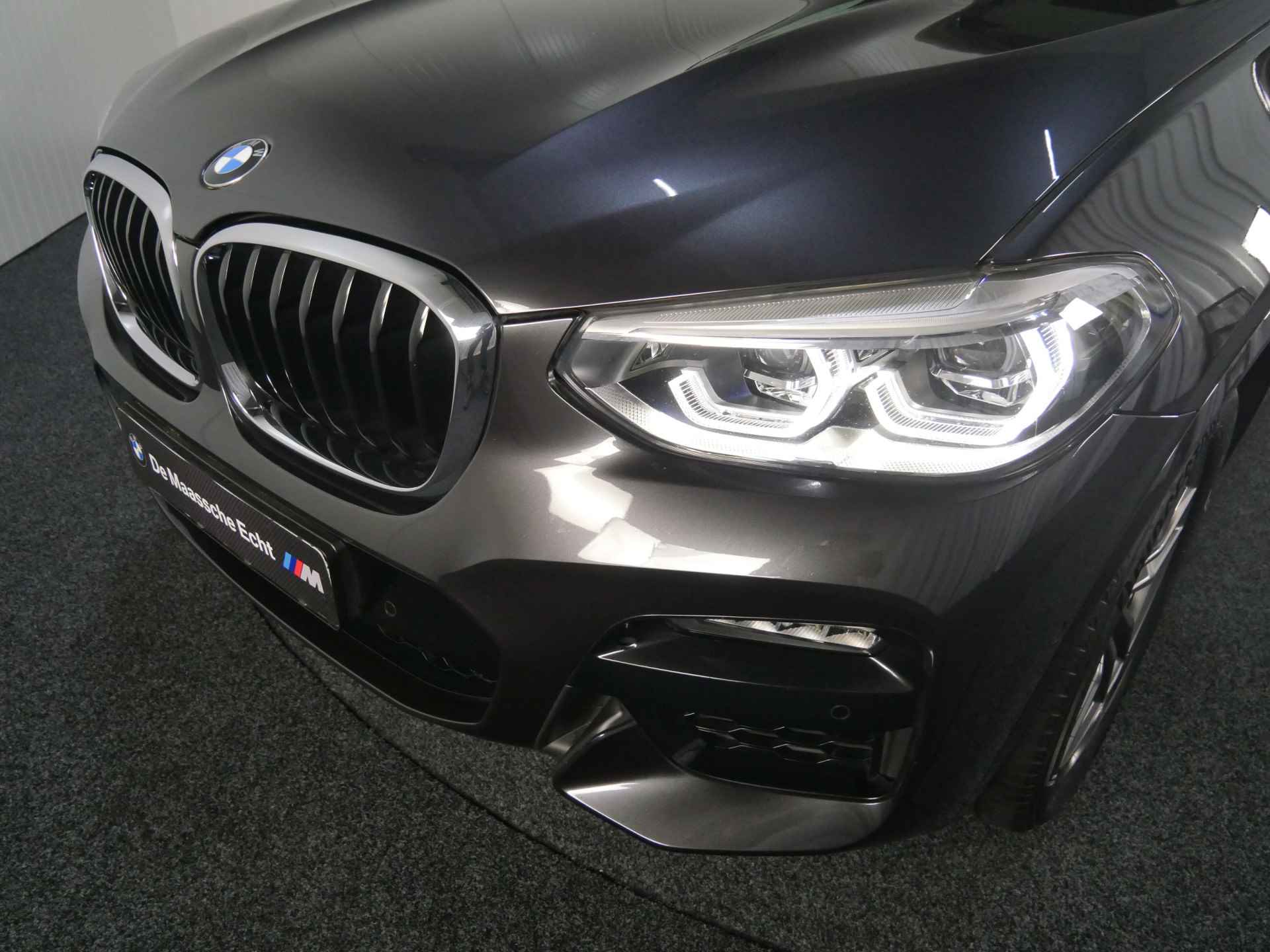 BMW X3 xDrive30e High Executive M Sport Automaat / Panoramadak / Sportstoelen / Adaptieve LED / Head-Up / Harman Kardon / Live Cockpit Professional / Parking Assistant - 25/34