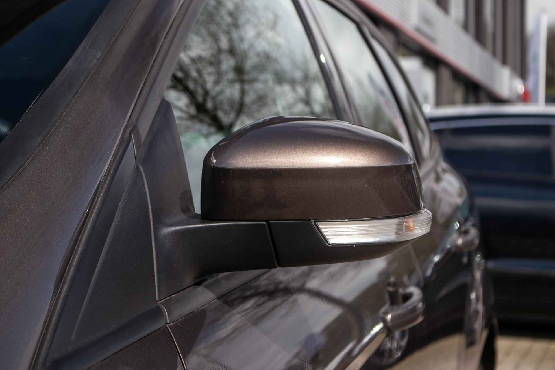 Ford FOCUS Wagon 1.0 Titanium Edition - All-in rijklrps | Navi | stuurverwarming | Cruise - 26/36