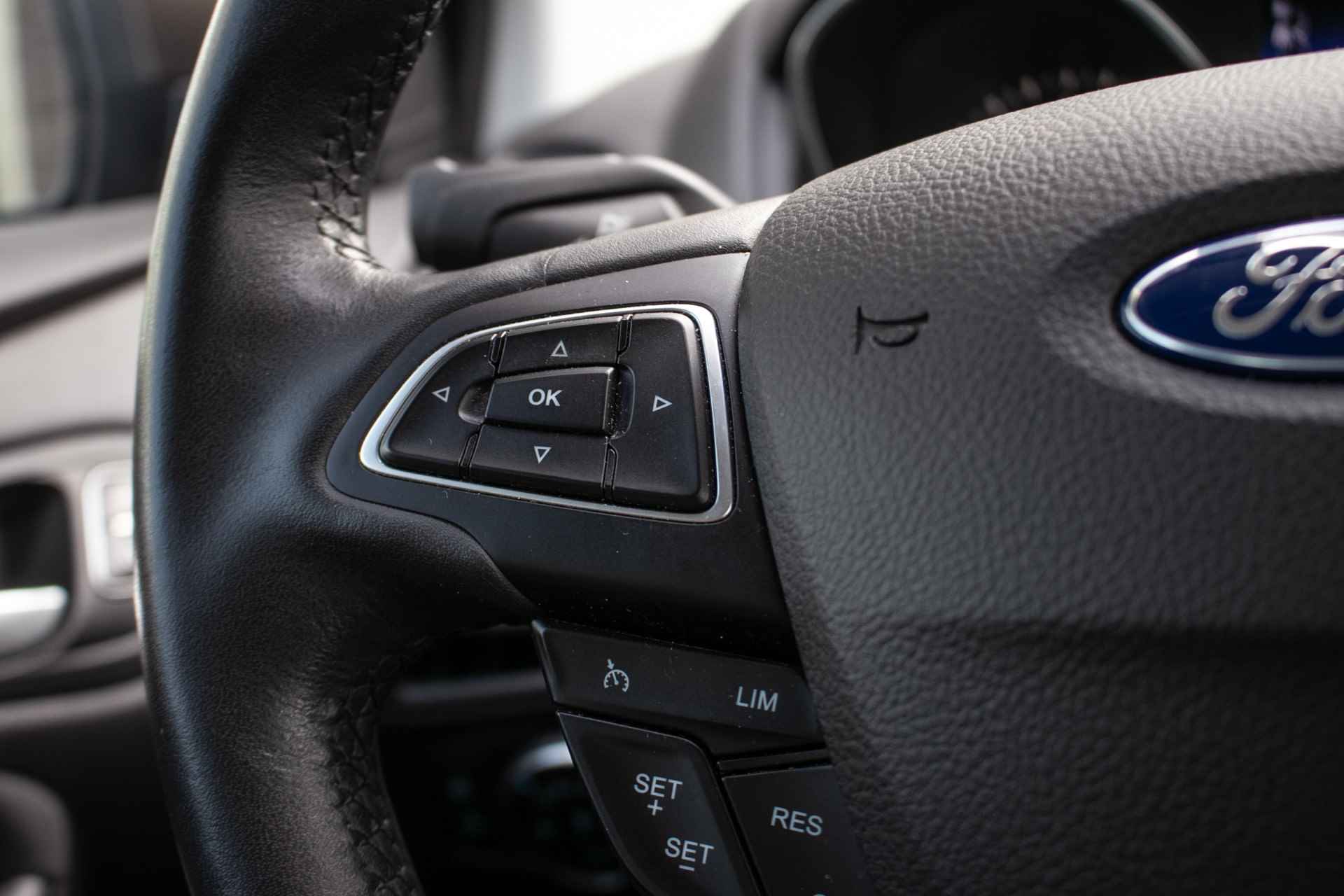 Ford FOCUS Wagon 1.0 Titanium Edition - All-in rijklrps | Navi | stuurverwarming | Cruise - 28/36