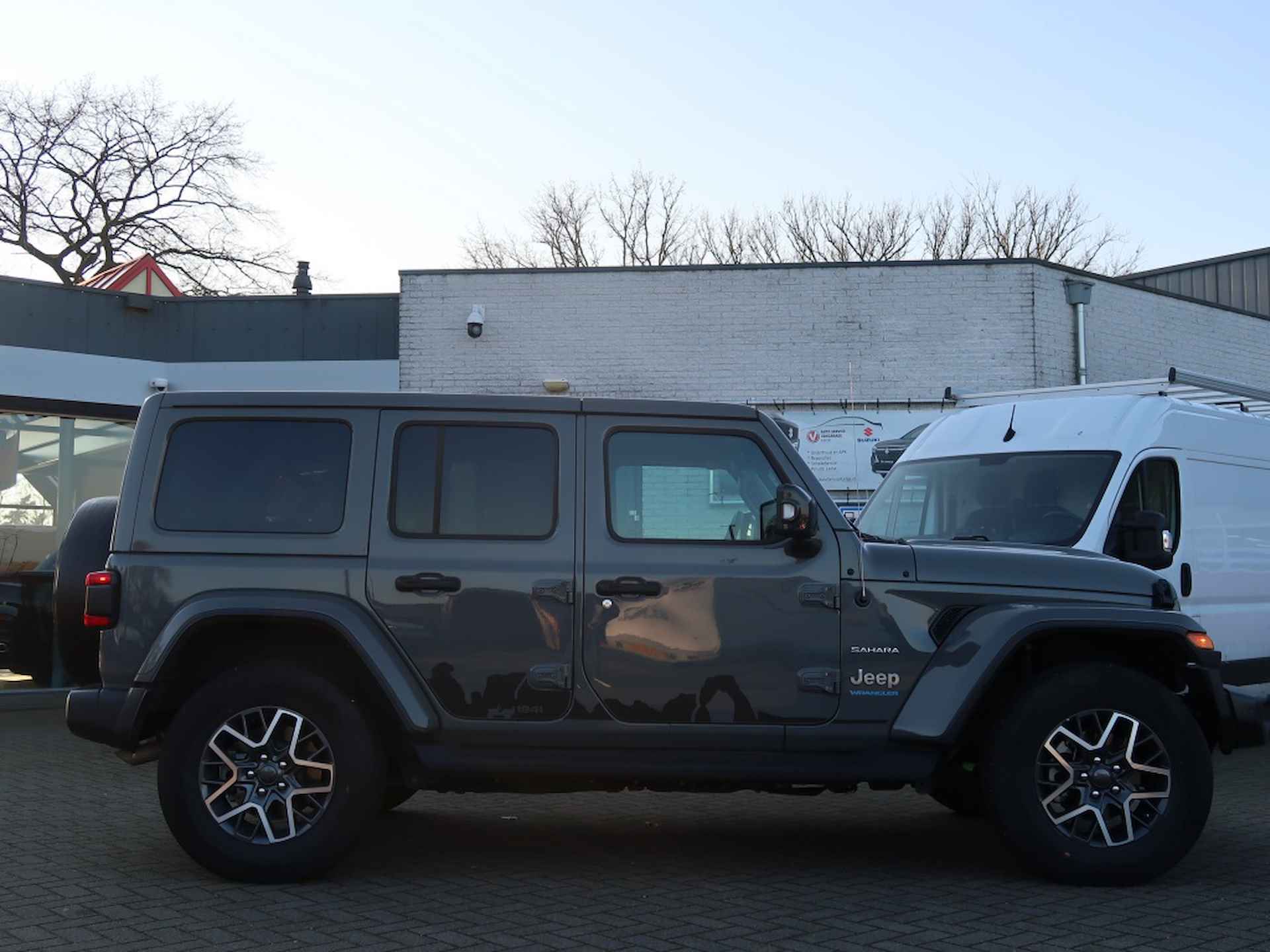 Jeep Wrangler Wrangler 2.0 Plug-In Hybrid Sahara Unlimited - 9/35