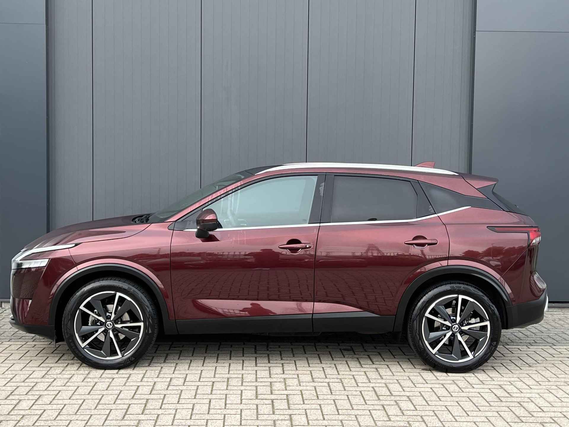 Nissan Qashqai 1.3 MHEV 158 Xtronic Business Premium | Navigatie | Panorama dak | 19 inch - 11/27