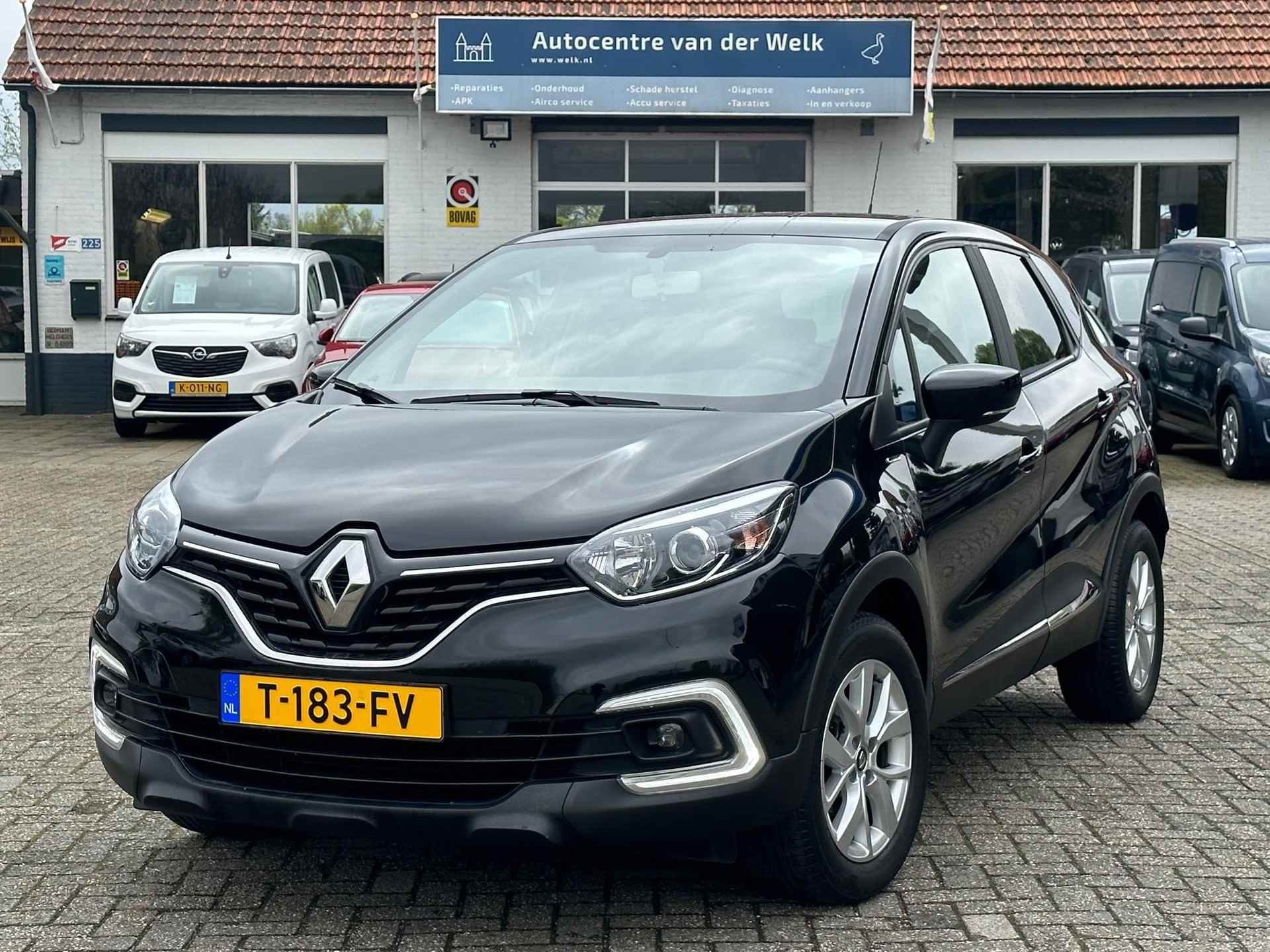 Renault Captur 0.9 TCe Limited NAVI | CRUISE CONTROL | BOVAG! - 2/32