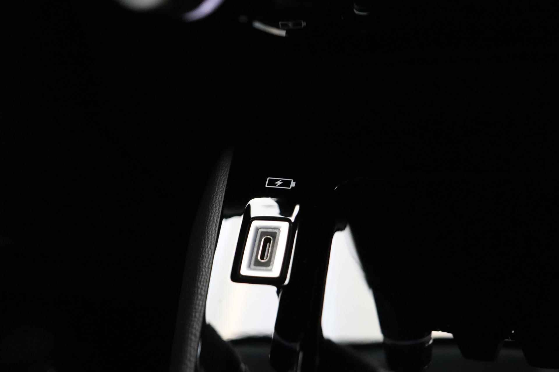 Peugeot e-208 EV Allure Pack 50 kWh 136 PK | Automaat | Elektrisch | Cruise Control | Navigatie | Bluetooth | 3- Fase | 12 % bijtelling - 28/35