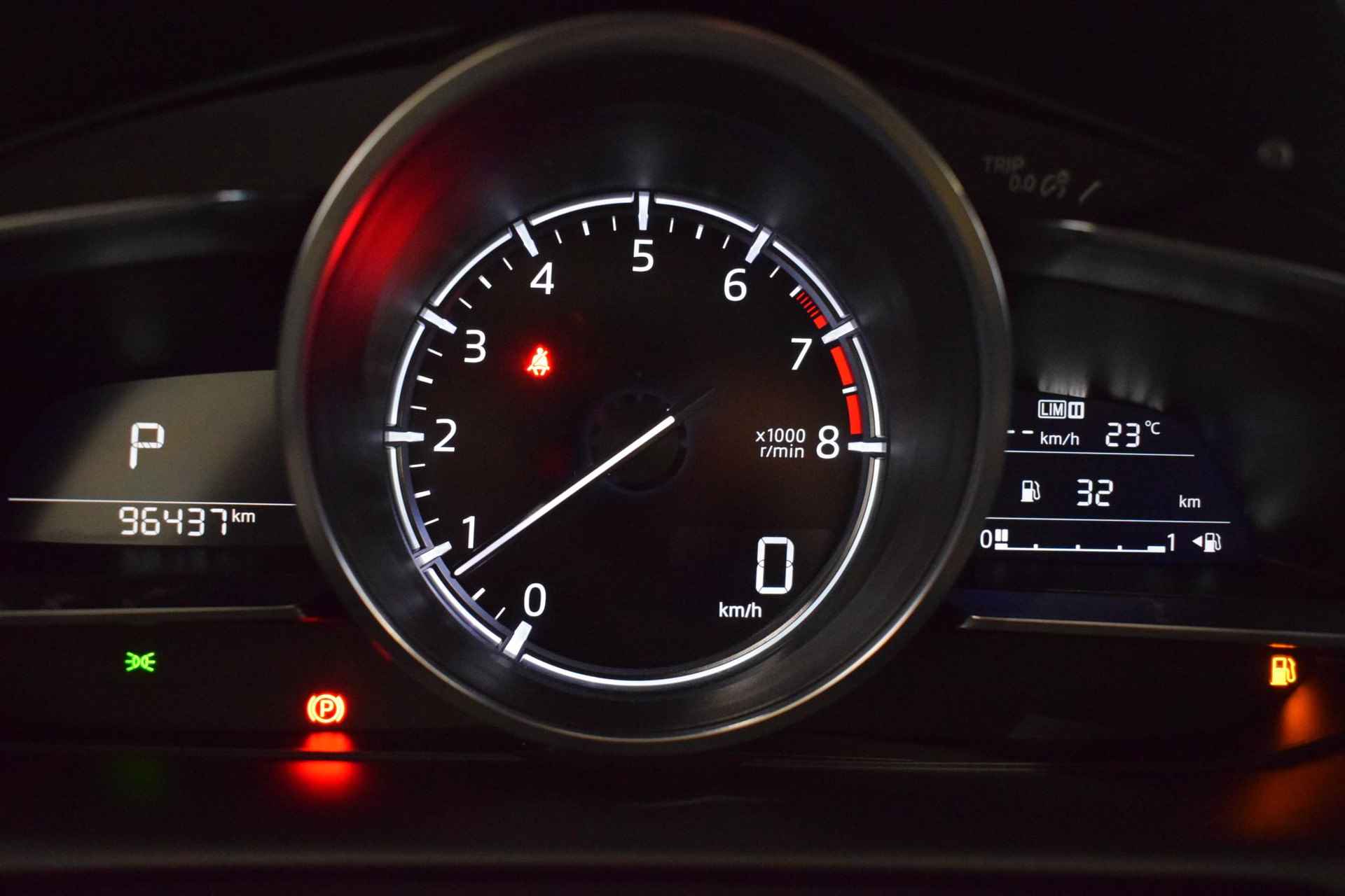 Mazda CX-3 2.0 SkyActiv-G 121 Luxury | Achteruitrijcamera | Parkeersensoren | Dodehoek detectie | Cruise control | Stoelverwarming | Head-up | Navigatie | Keyless entry | - 28/50