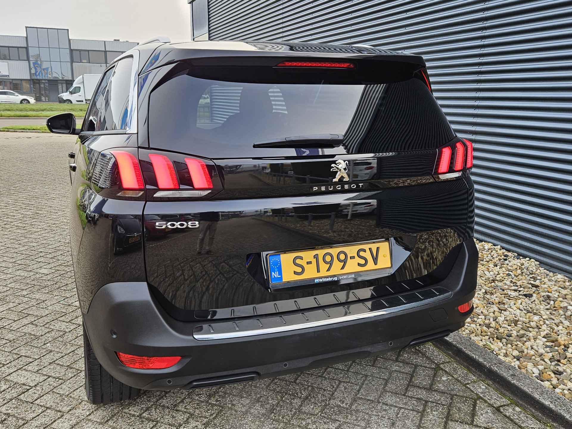 Peugeot 5008 1.2 PureTech Allure Pack Business | Automaat | 7-Zits | Navigatie | Camera | Stoelverwarming | Zeer Complete en Ruime Gezinsauto !! - 14/47