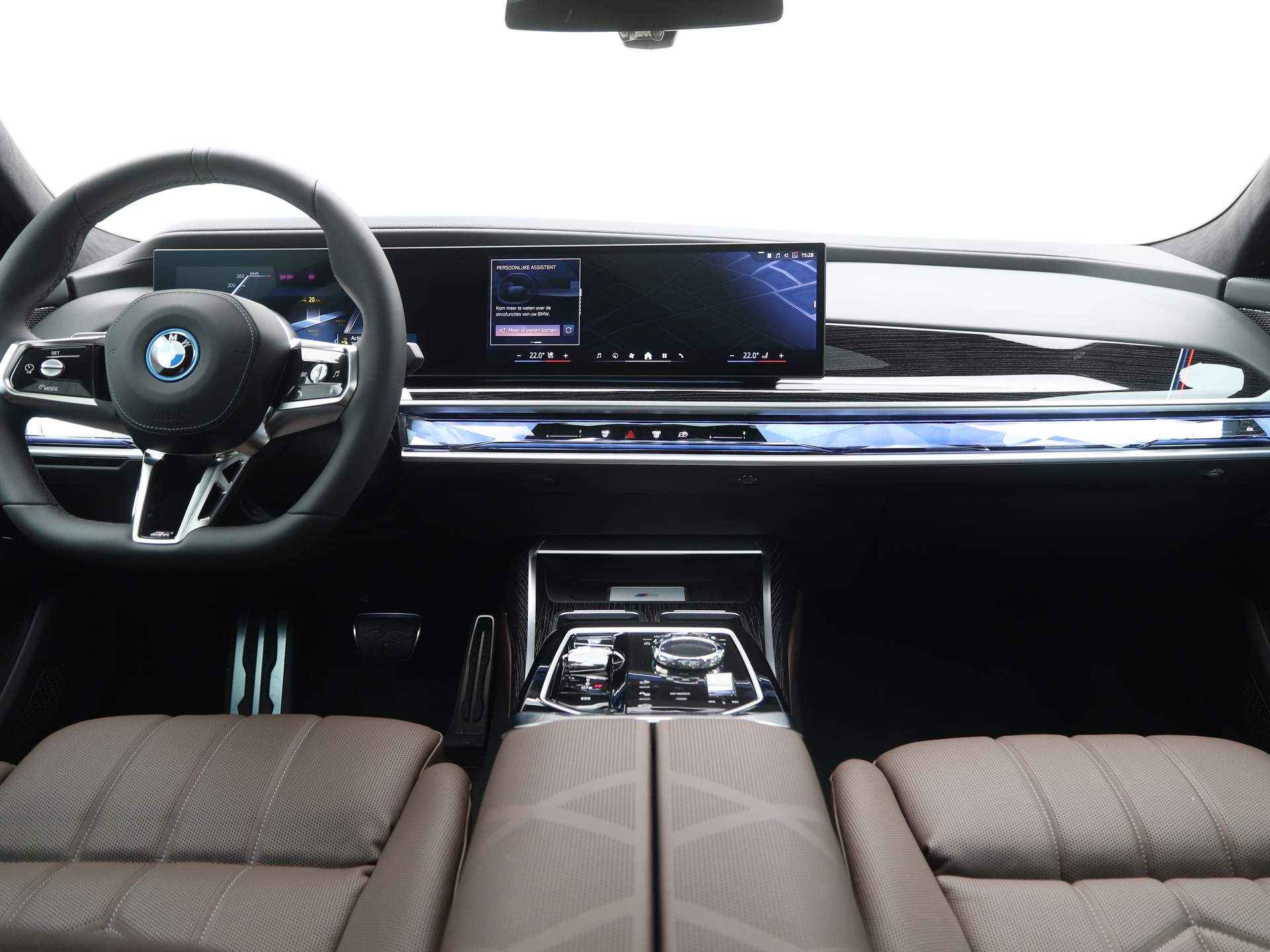 BMW i7 eDrive50 Privilege Edition 106 kWh - 4/29